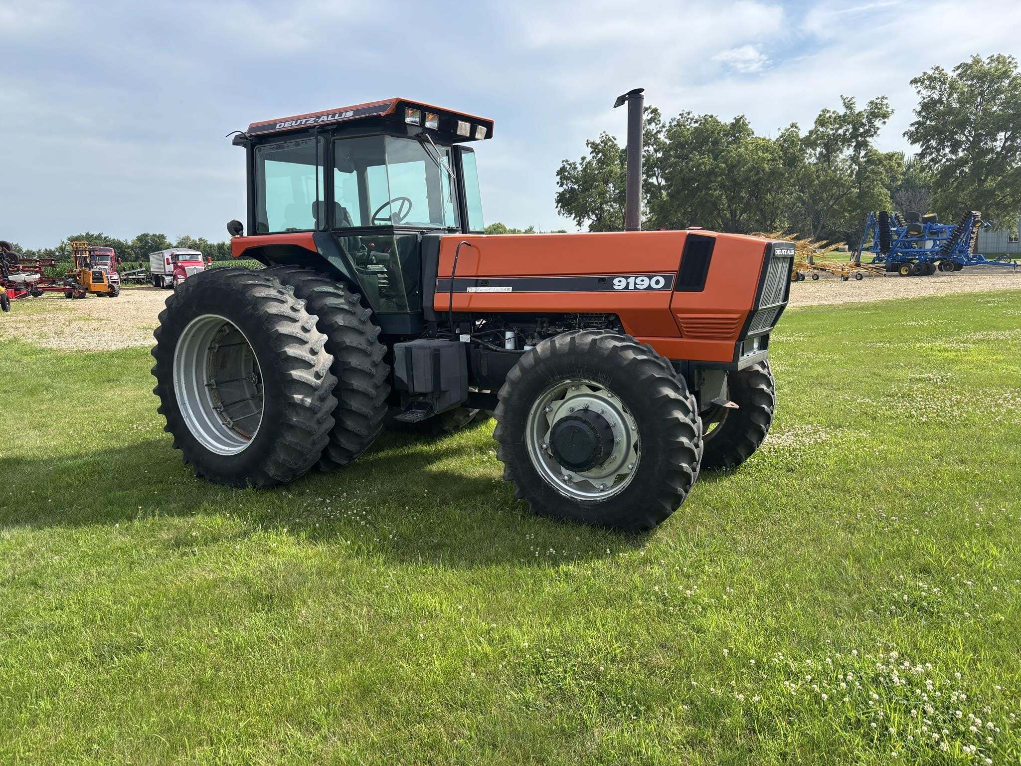 1992 Deutz-Allis 9190 Tractor