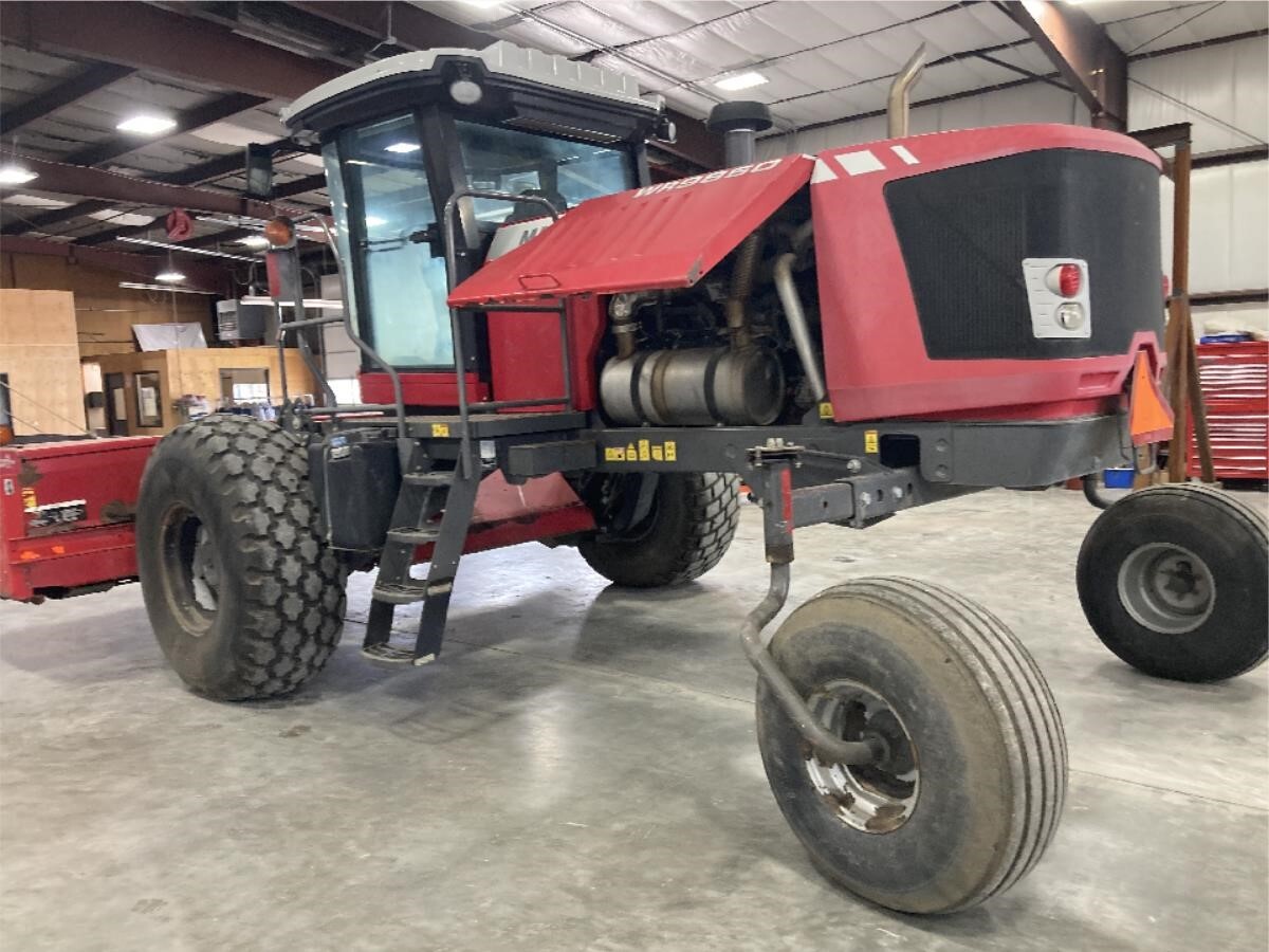 2015 Massey Ferguson WR9860 Self-Propelled Windrowers and Swather