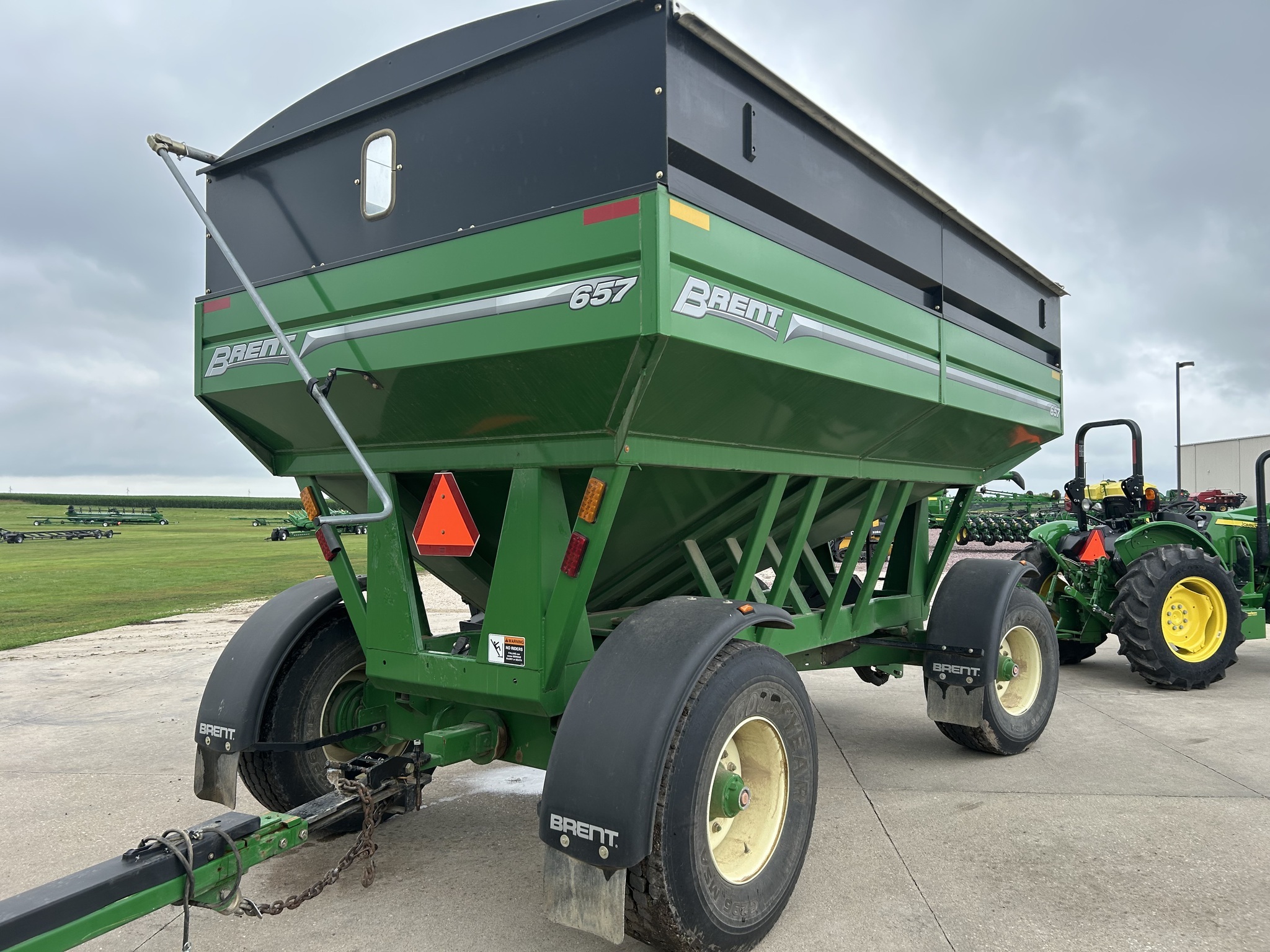 2014 Brent 657 Gravity Wagon