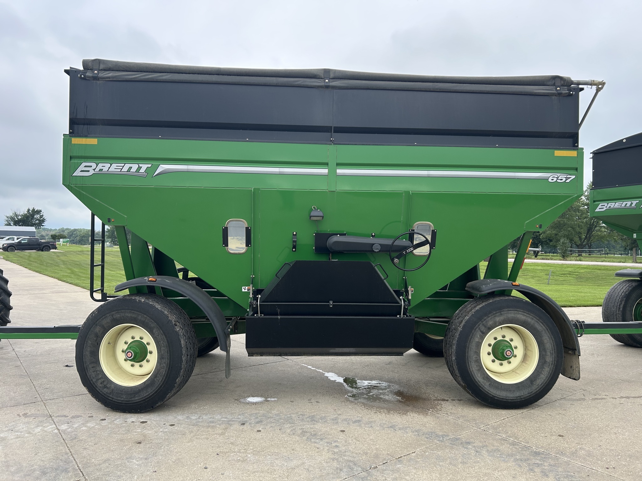 2014 Brent 657 Gravity Wagon