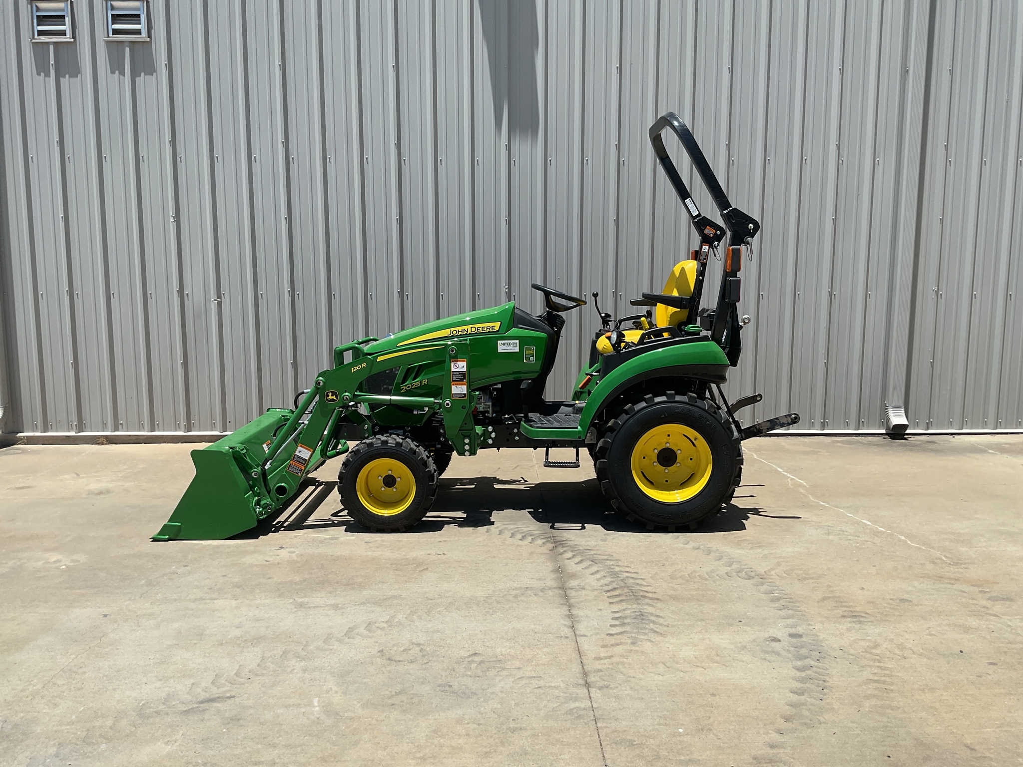 2026 John Deere 2025R Tractor
