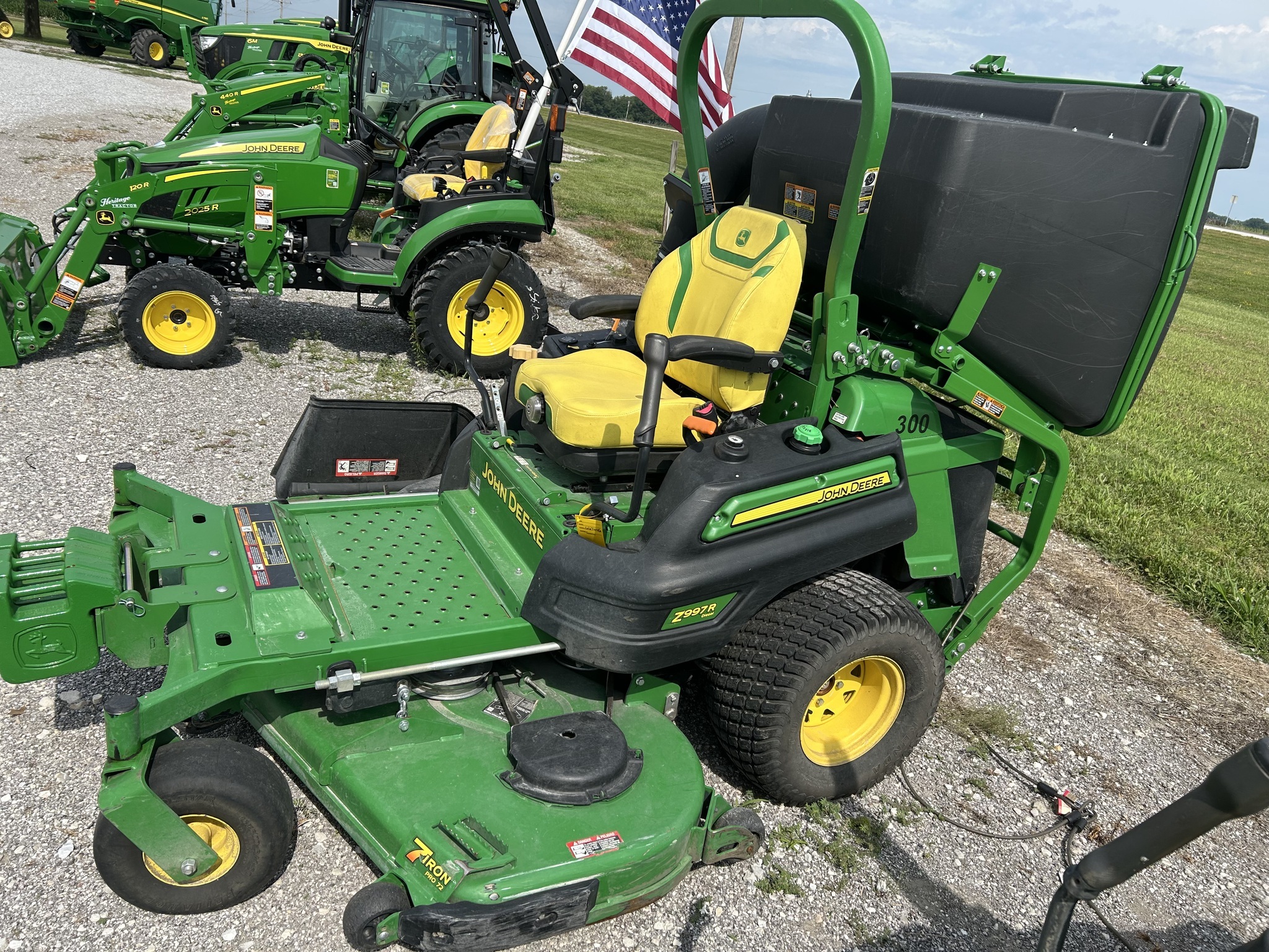 2023 John Deere Z997R Lawn Mower