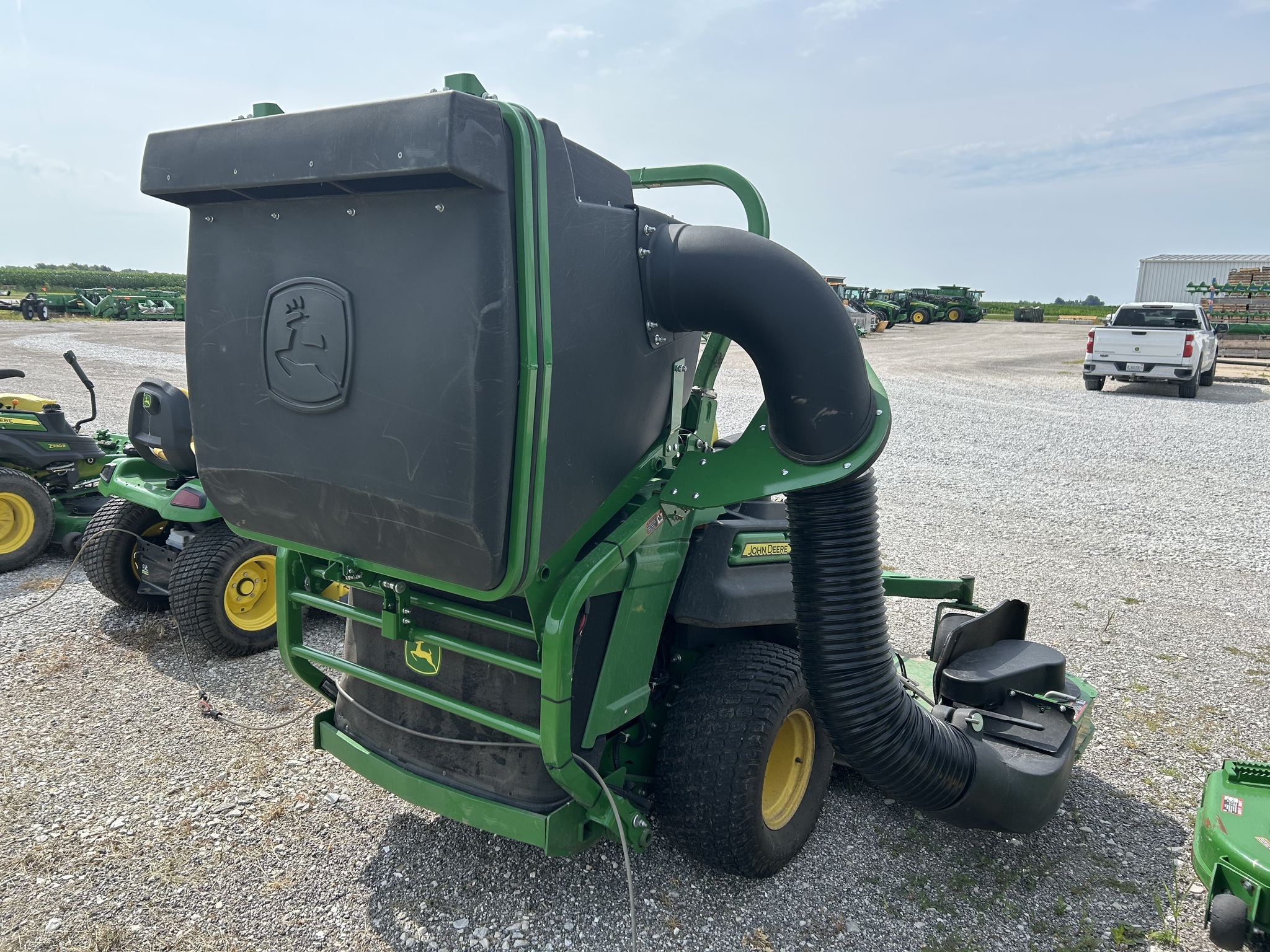 2023 John Deere Z997R Lawn Mower