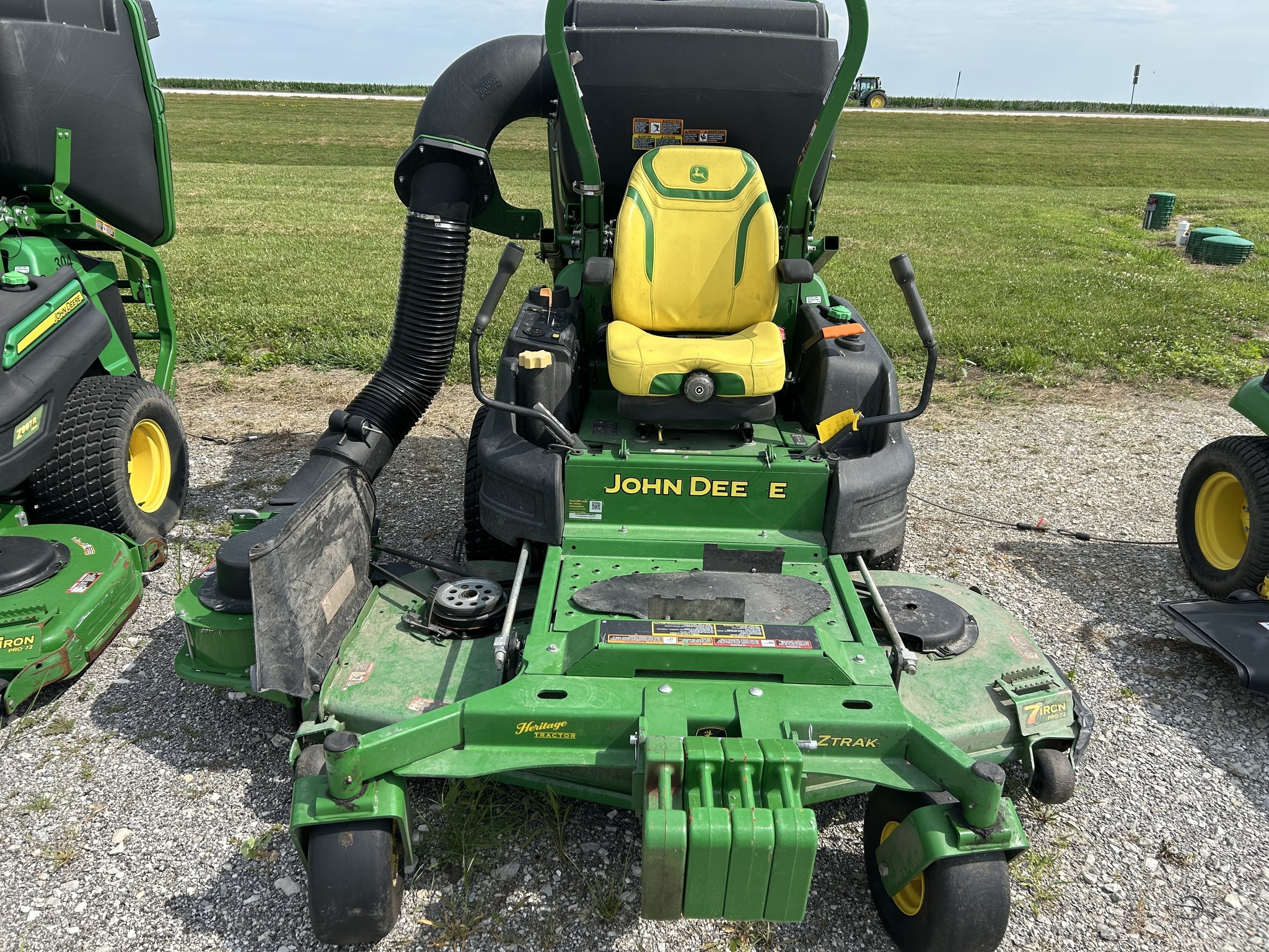 2023 John Deere Z997R Lawn Mower