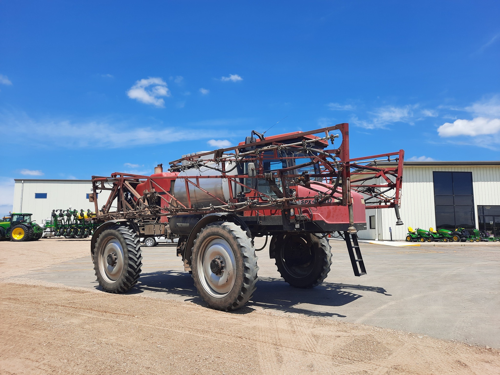 2001 Case IH SPX4260 Self-Propelled Sprayer
