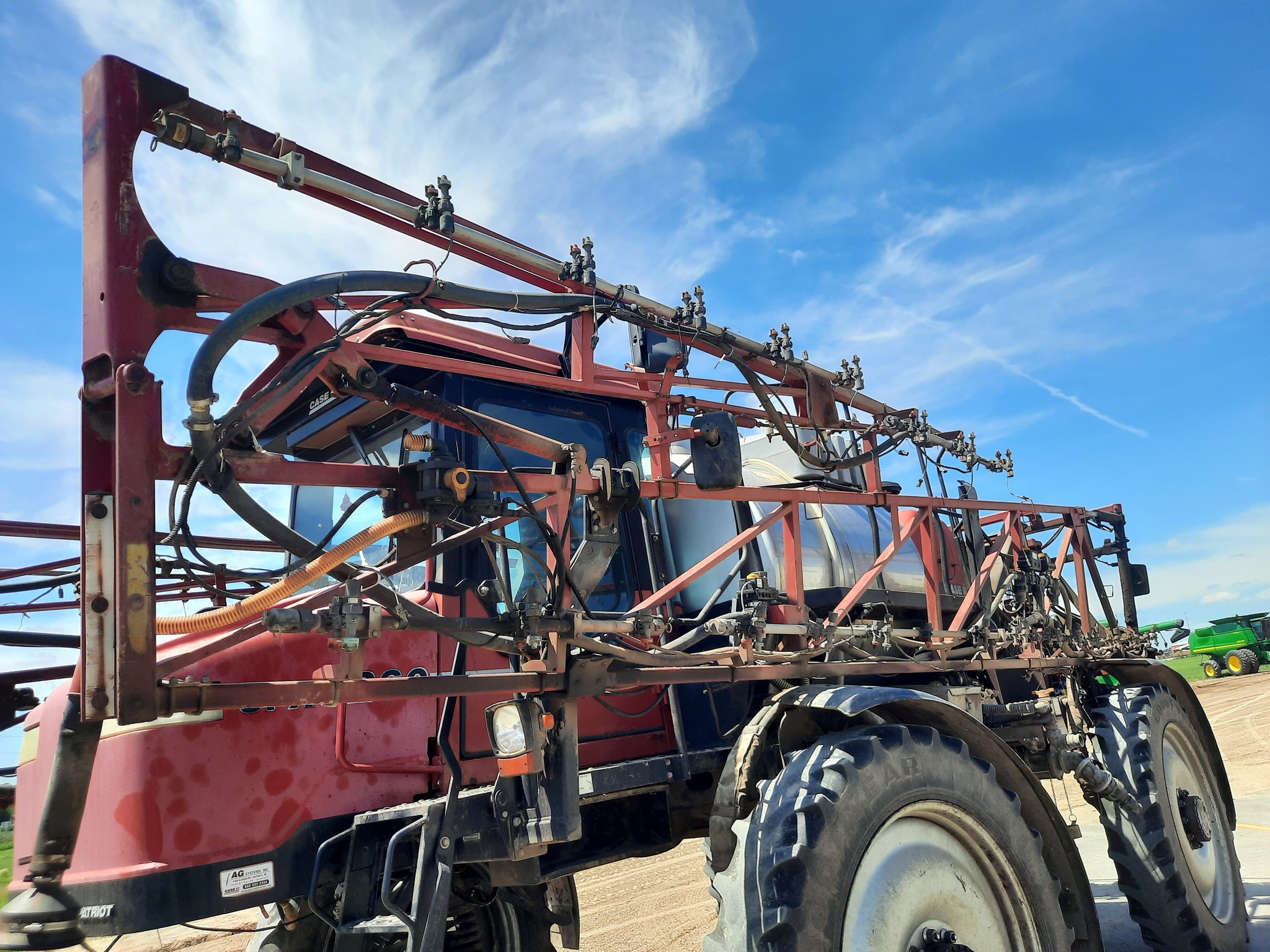 2001 Case IH SPX4260 Self-Propelled Sprayer