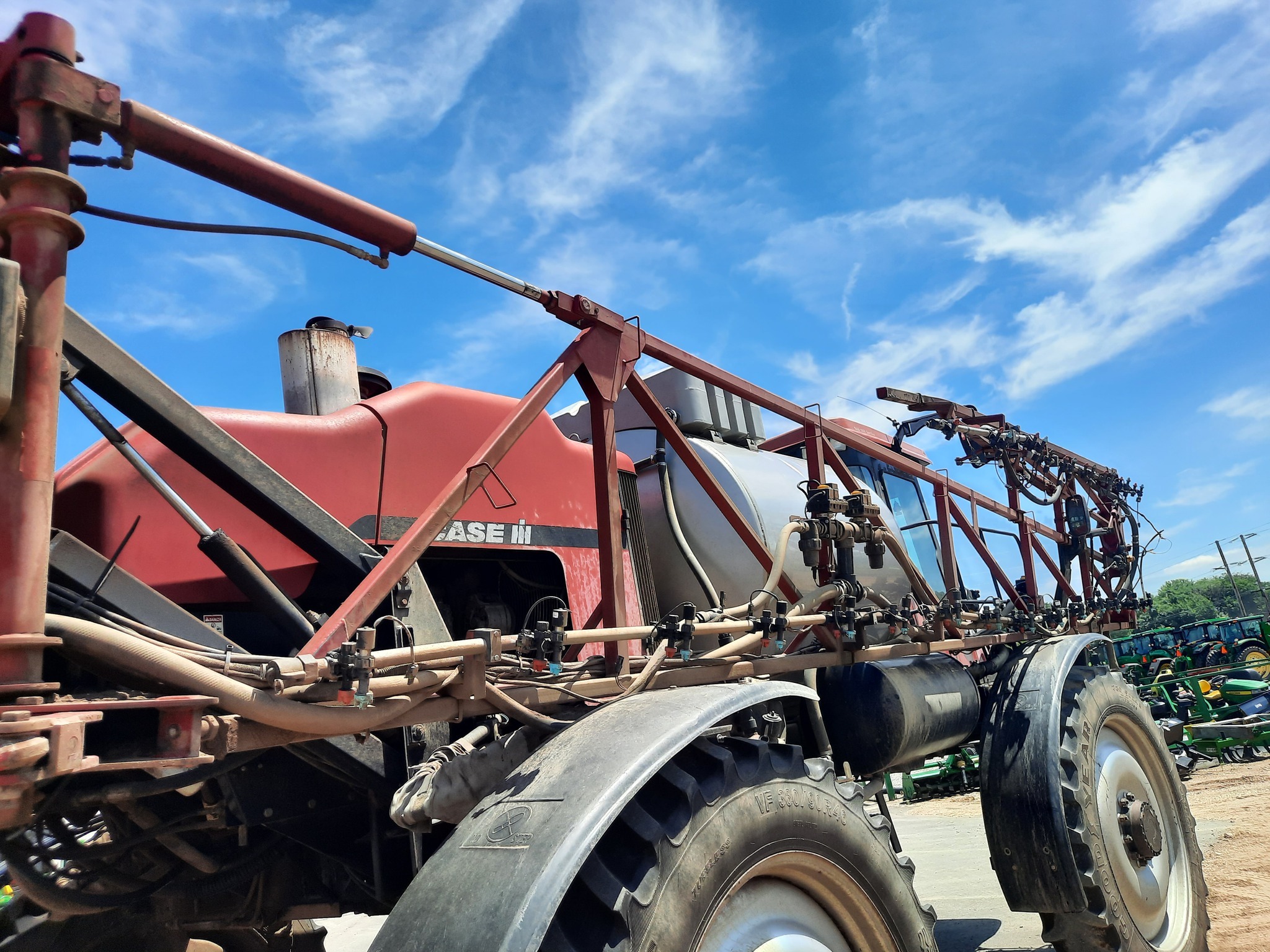 2001 Case IH SPX4260 Self-Propelled Sprayer