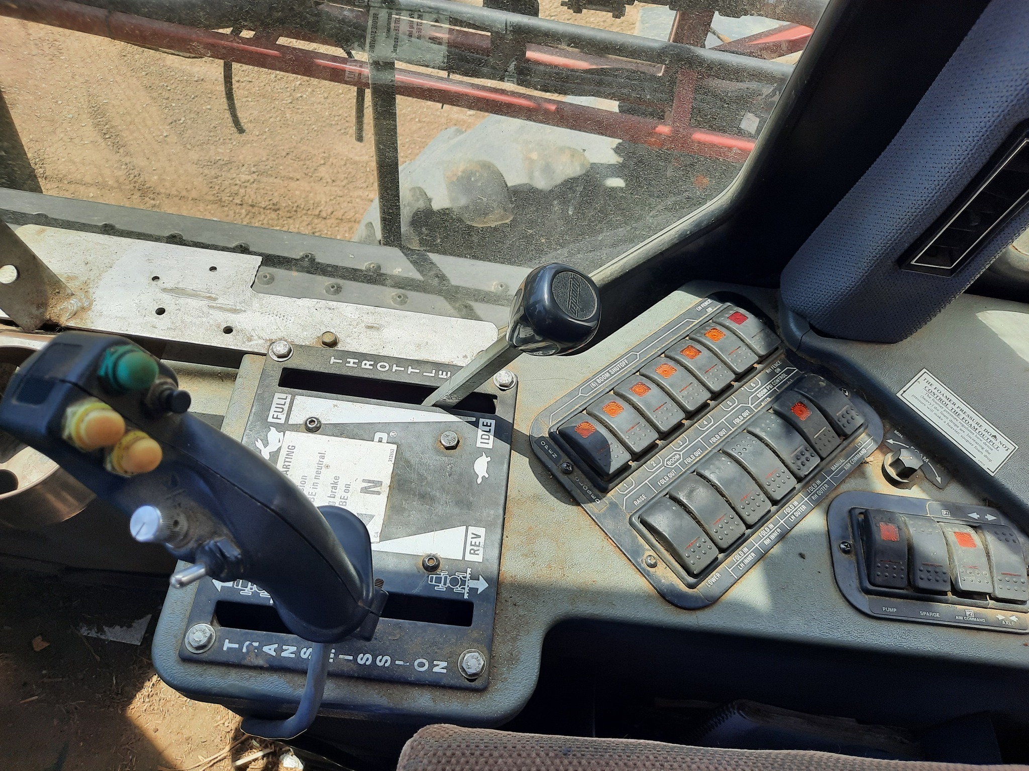 2001 Case IH SPX4260 Self-Propelled Sprayer
