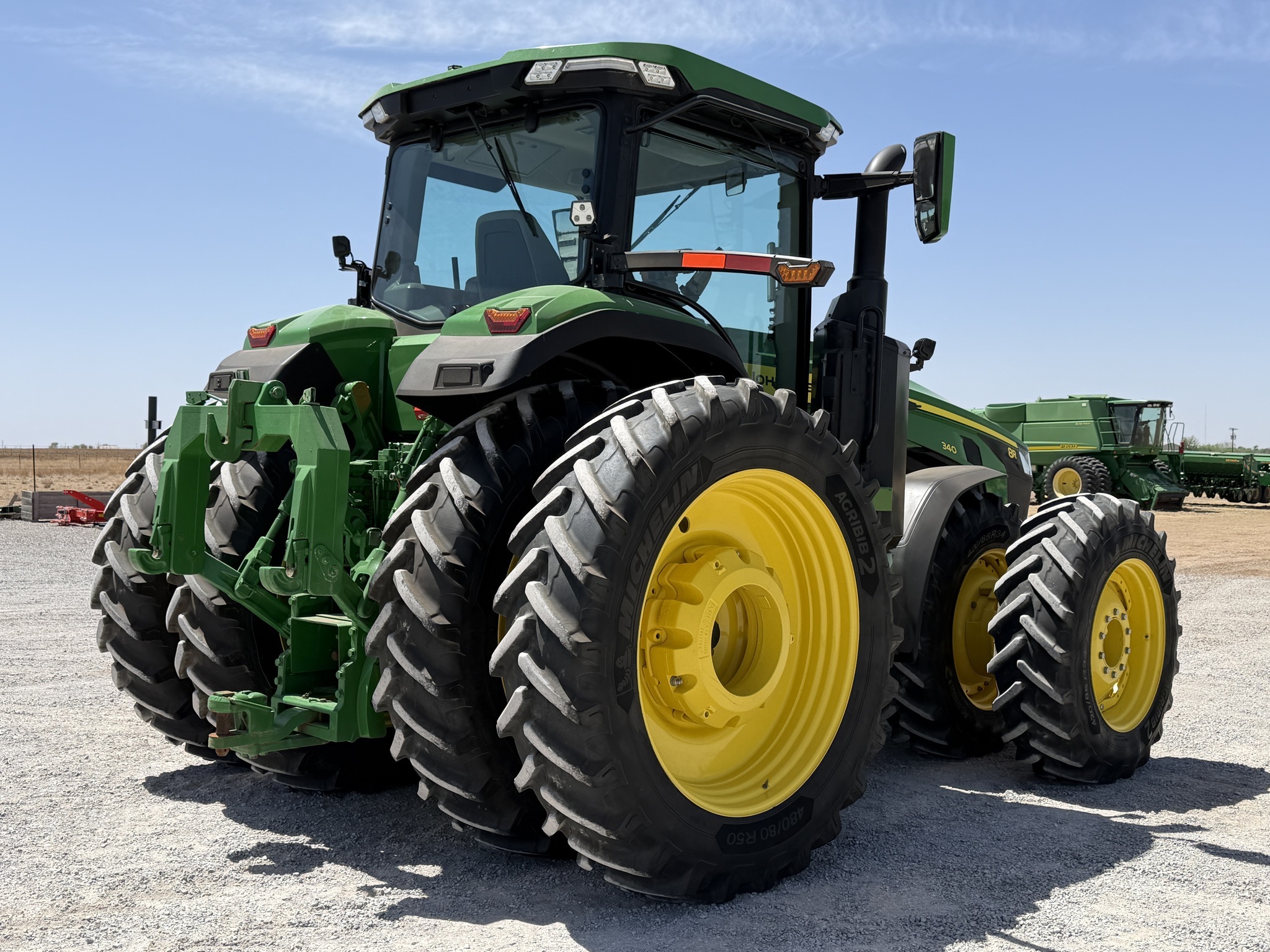 2022 John Deere 8R 340 Tractor