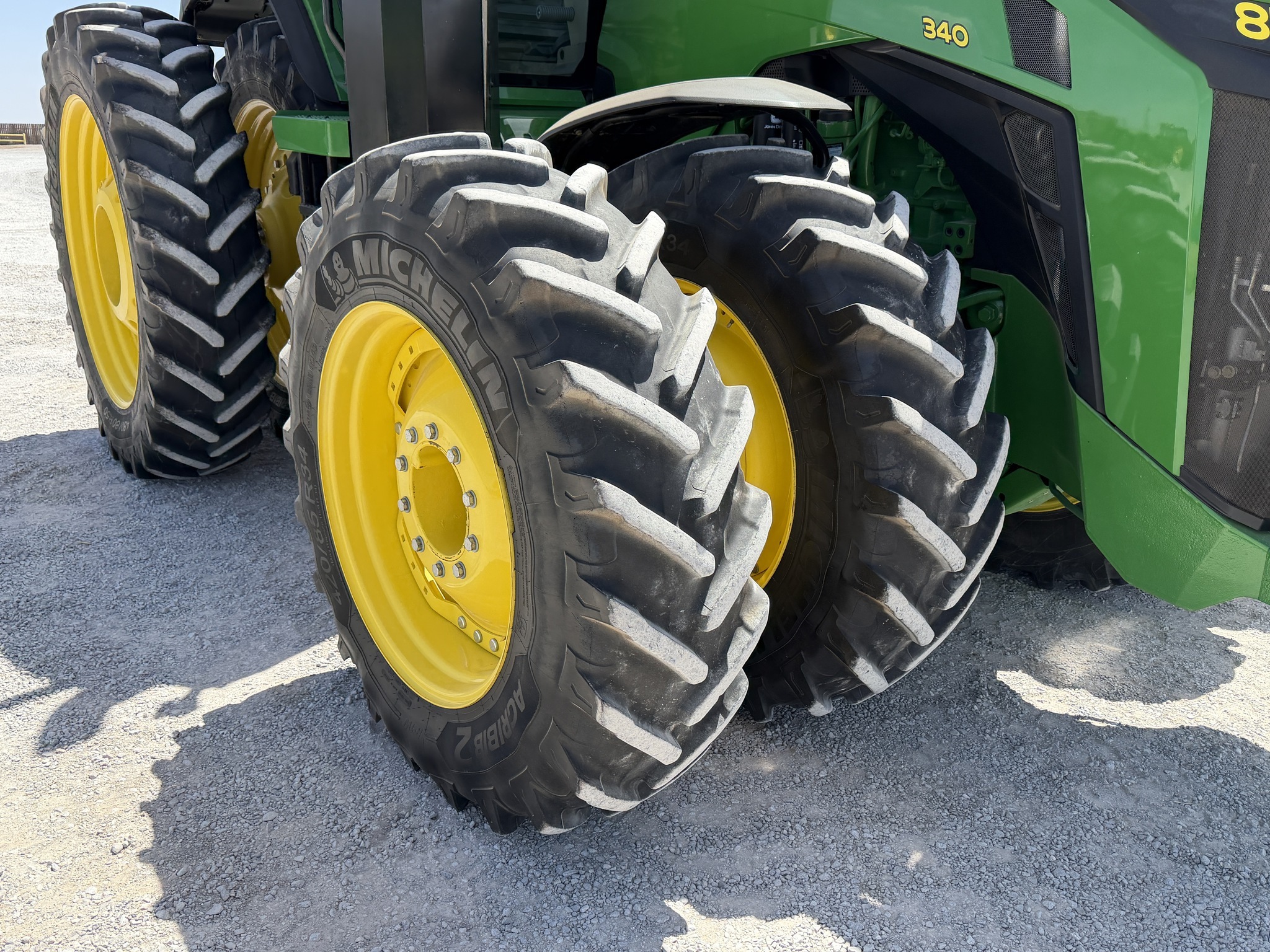 2022 John Deere 8R 340 Tractor