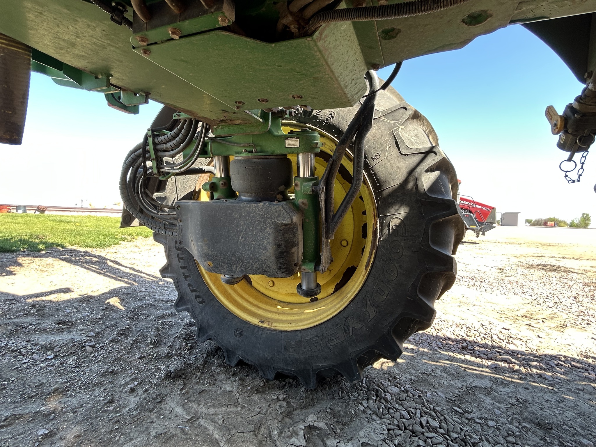 2015 John Deere R4045 Self-Propelled Sprayer