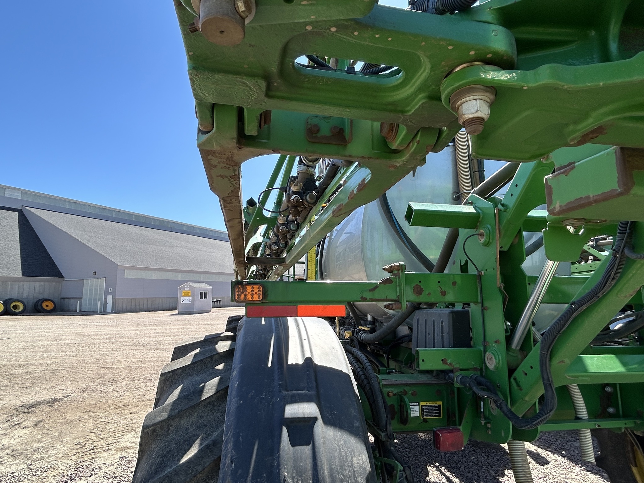 2015 John Deere R4045 Self-Propelled Sprayer