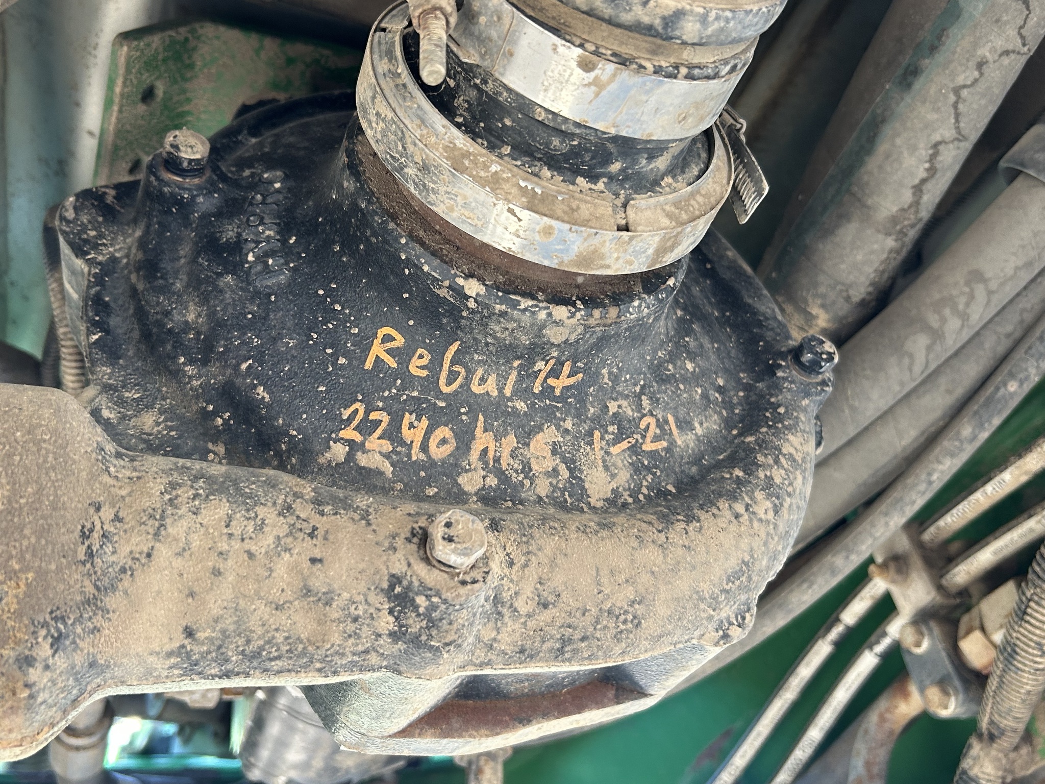 2015 John Deere R4045 Self-Propelled Sprayer