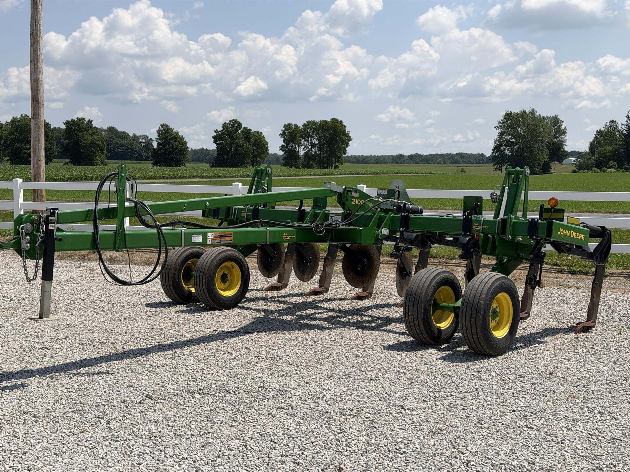  John Deere 2100 In-Line Ripper