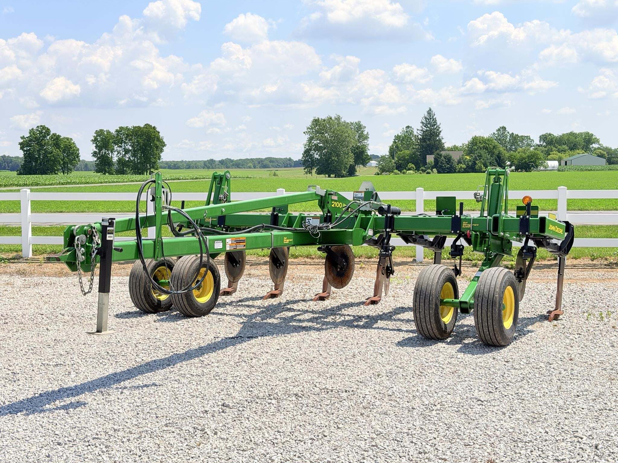  John Deere 2100 In-Line Ripper