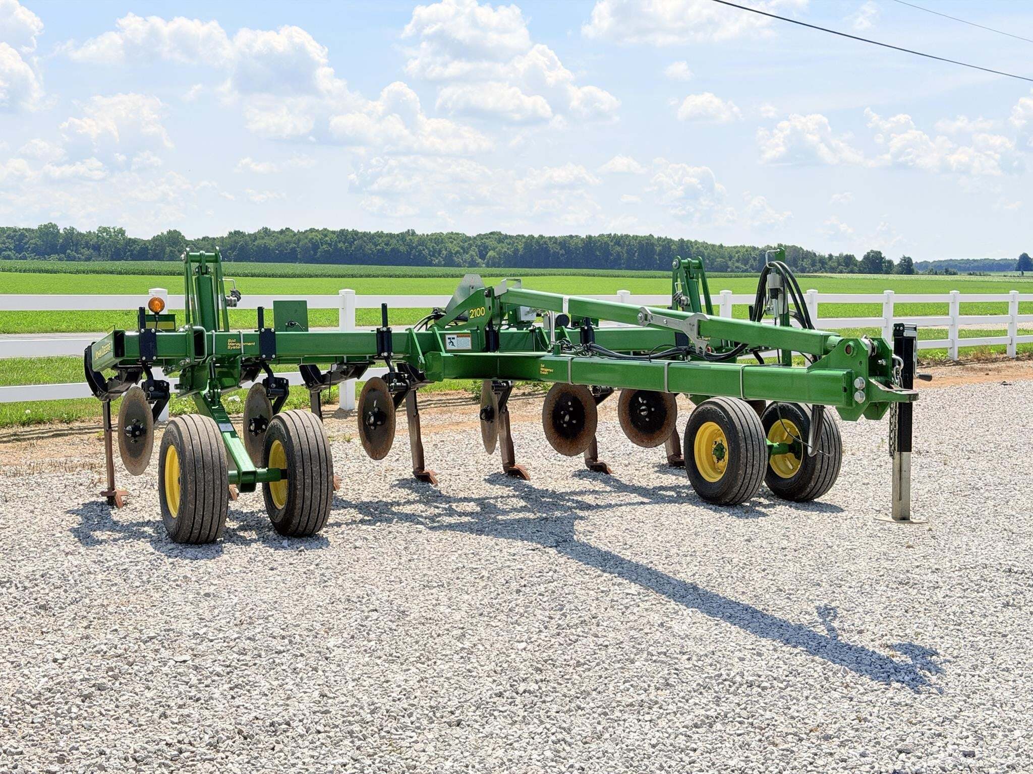  John Deere 2100 In-Line Ripper