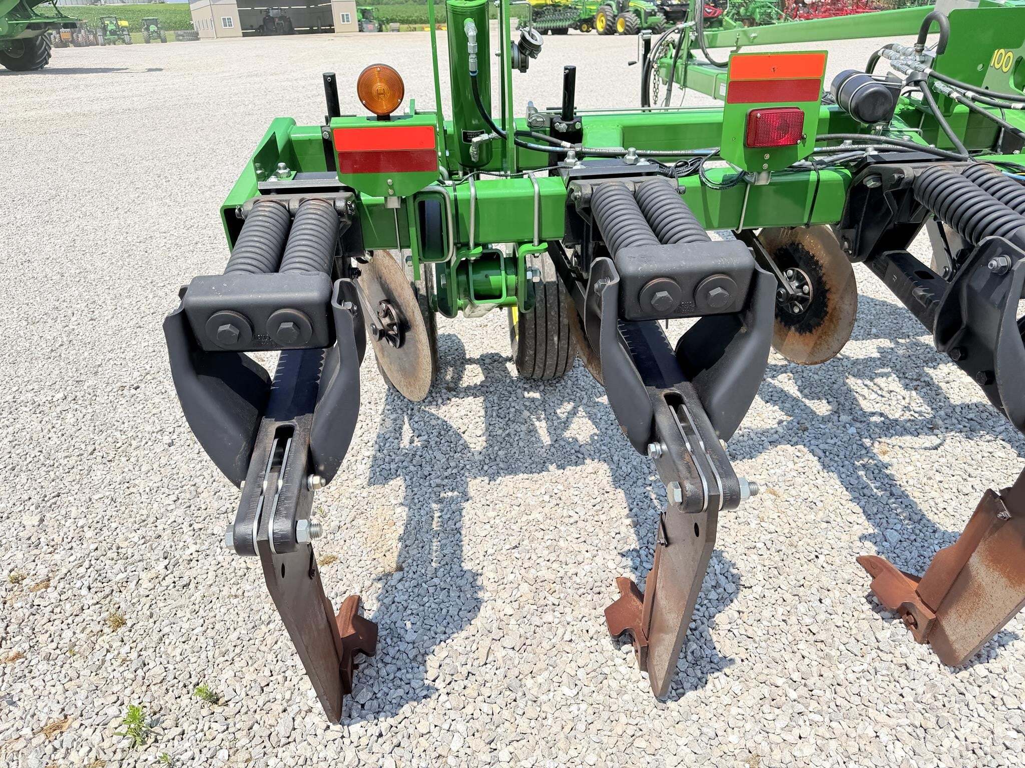  John Deere 2100 In-Line Ripper