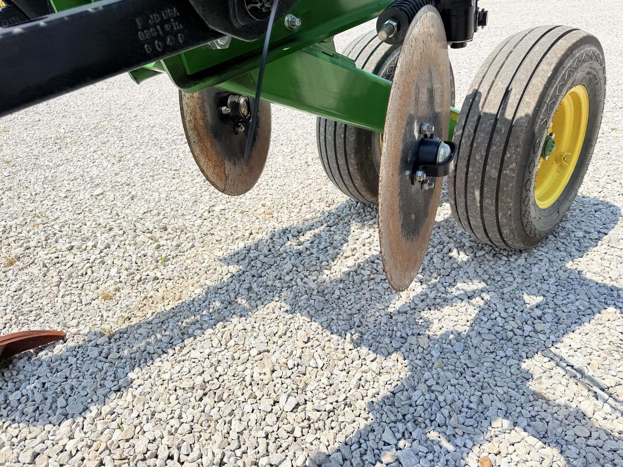  John Deere 2100 In-Line Ripper