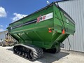2022 J&M 1132-22T Grain Cart
