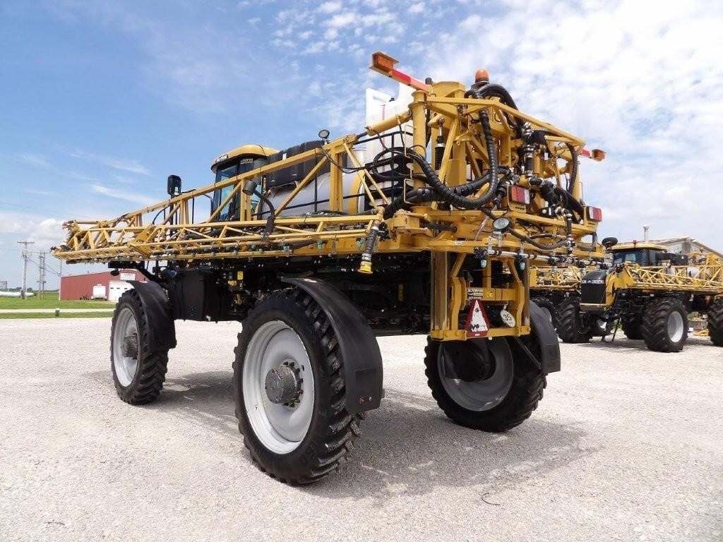 2017 Ag-Chem RoGator 1100B Self-Propelled Sprayer