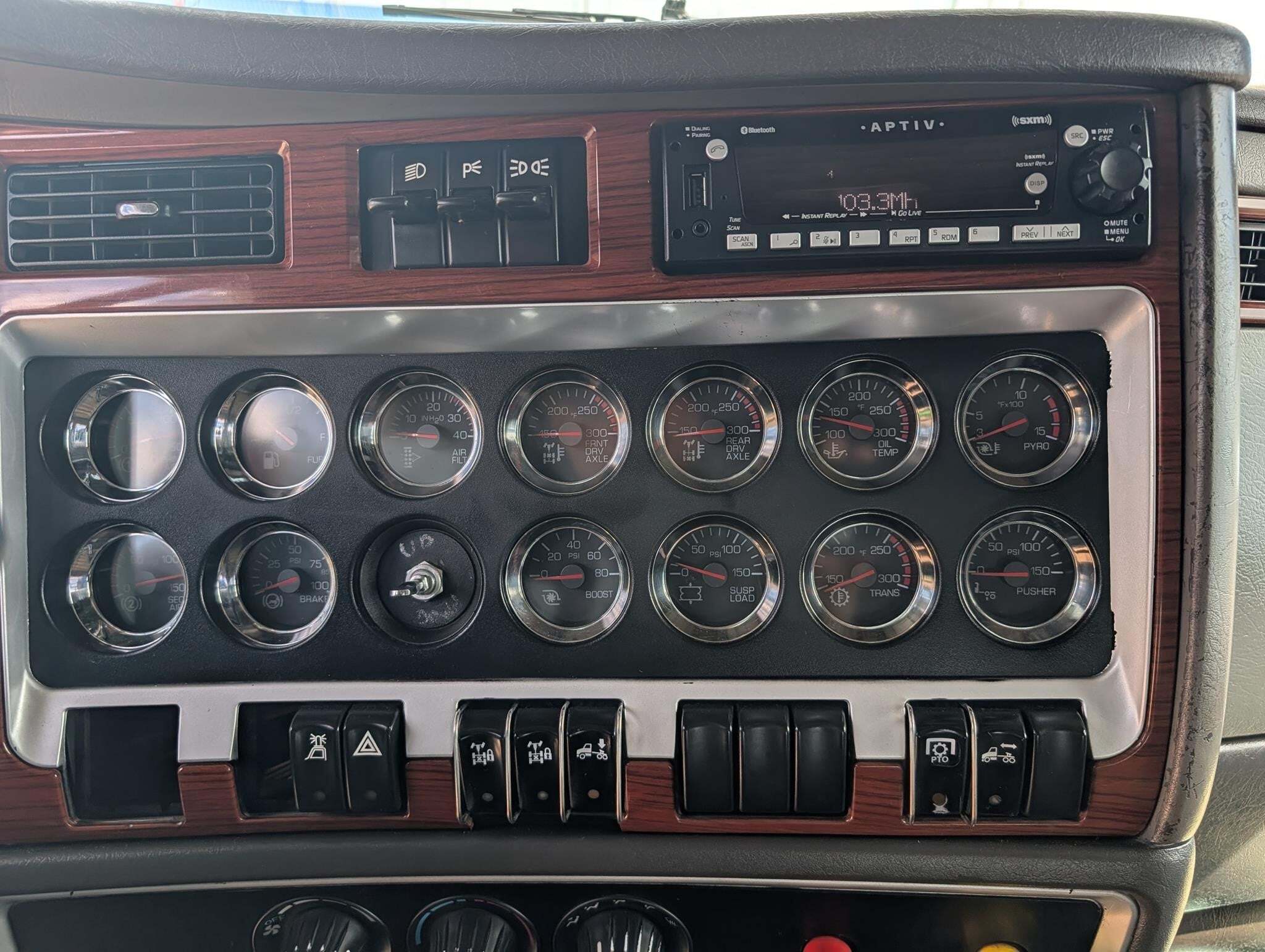 2006 Kenworth T800 Grain Truck