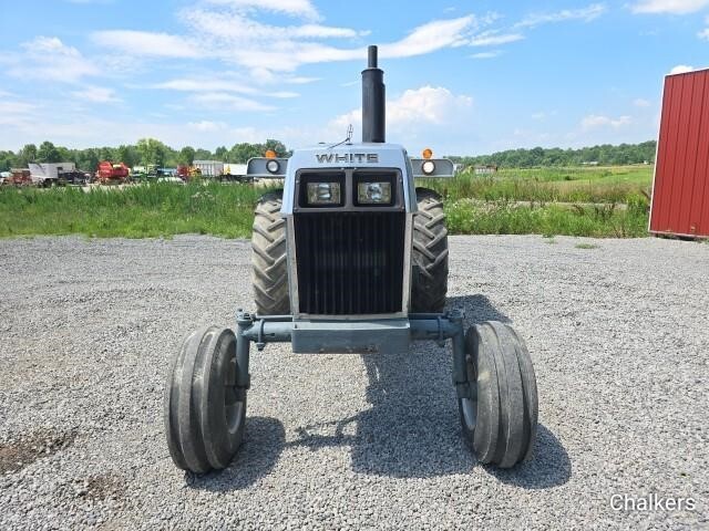 1976 White 2-70 Tractor
