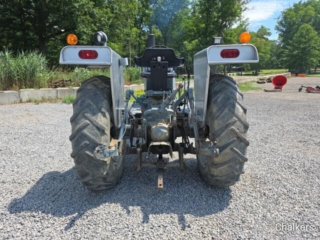 1976 White 2-70 Tractor
