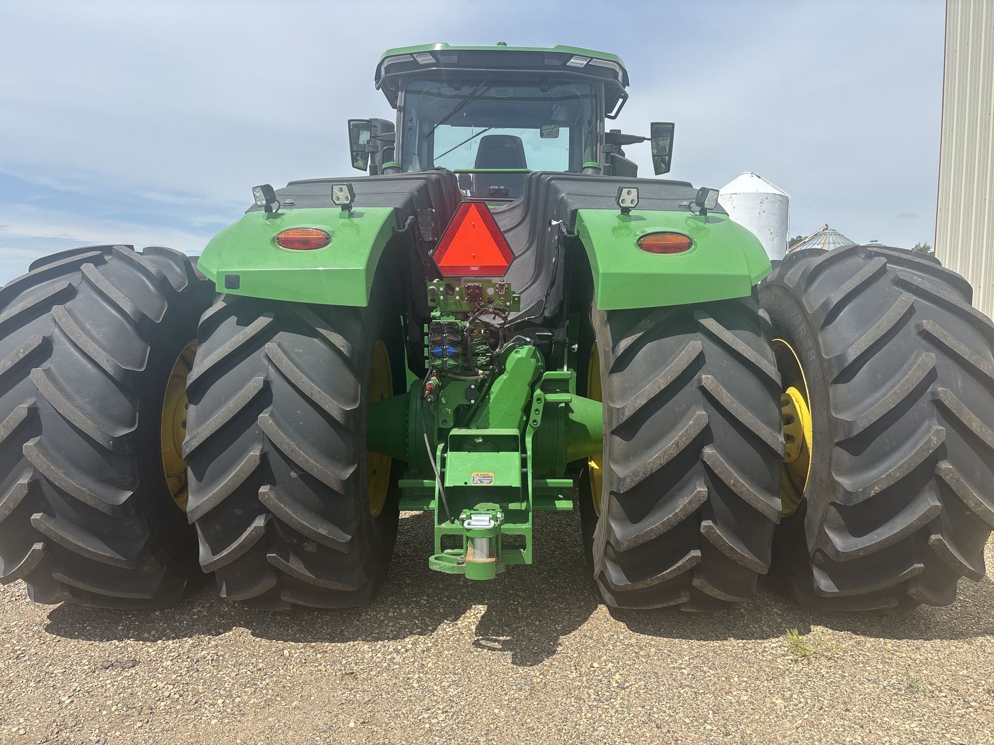 2025 John Deere 9R 540 Tractor