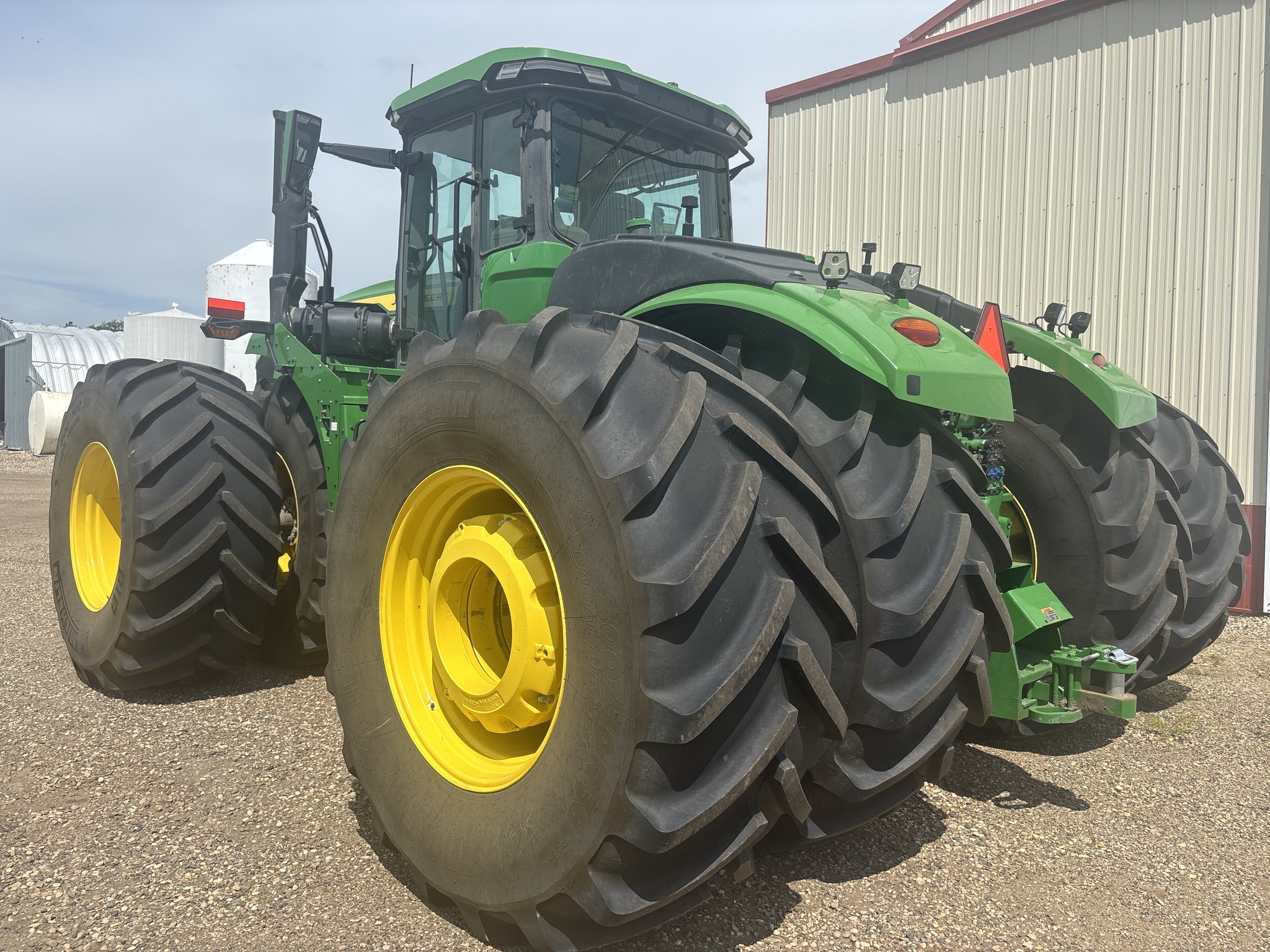 2025 John Deere 9R 540 Tractor