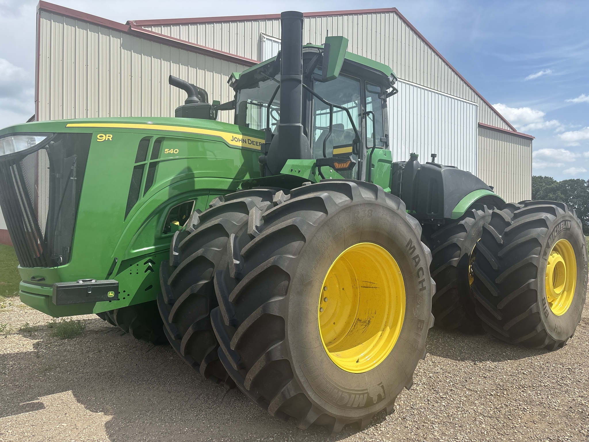 2025 John Deere 9R 540 Tractor