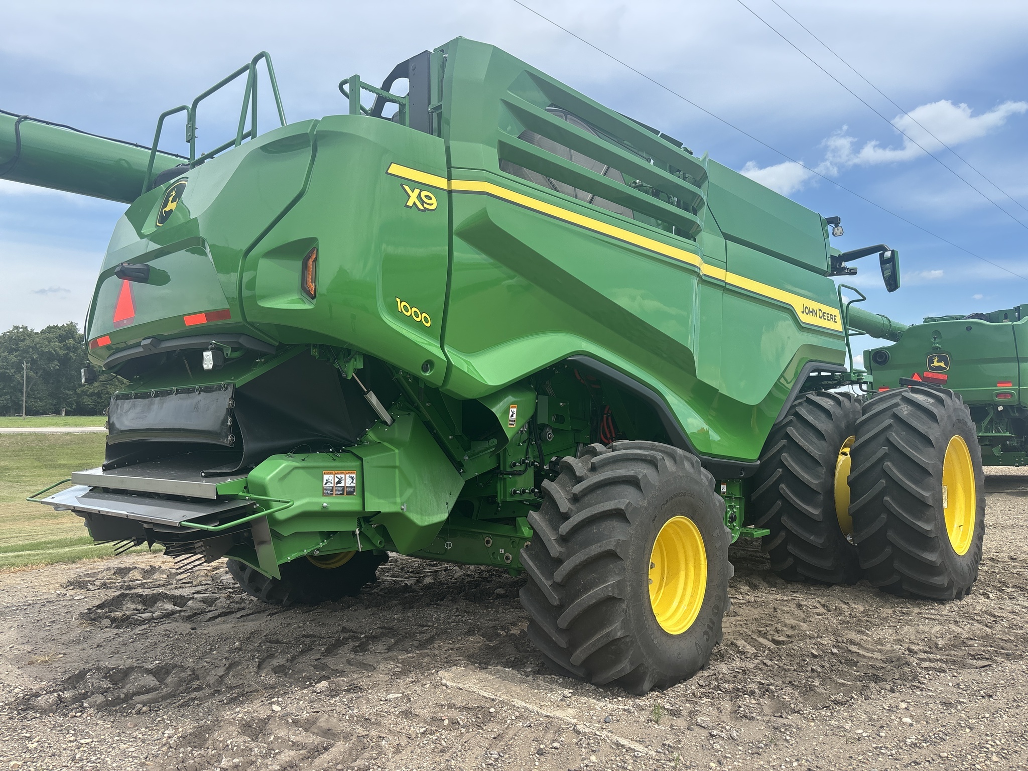2025 John Deere X9 1000 Combine