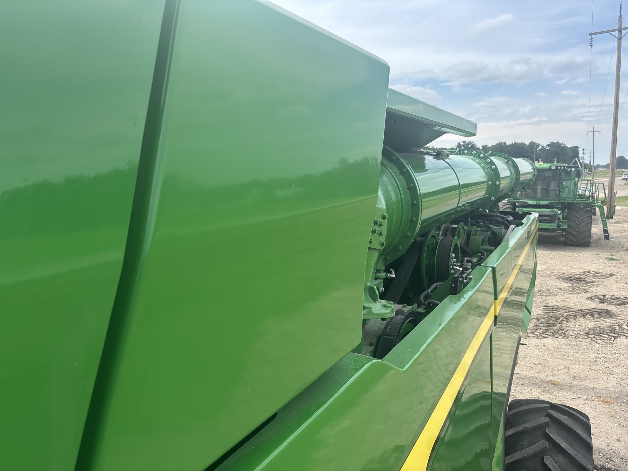 2025 John Deere X9 1000 Combine