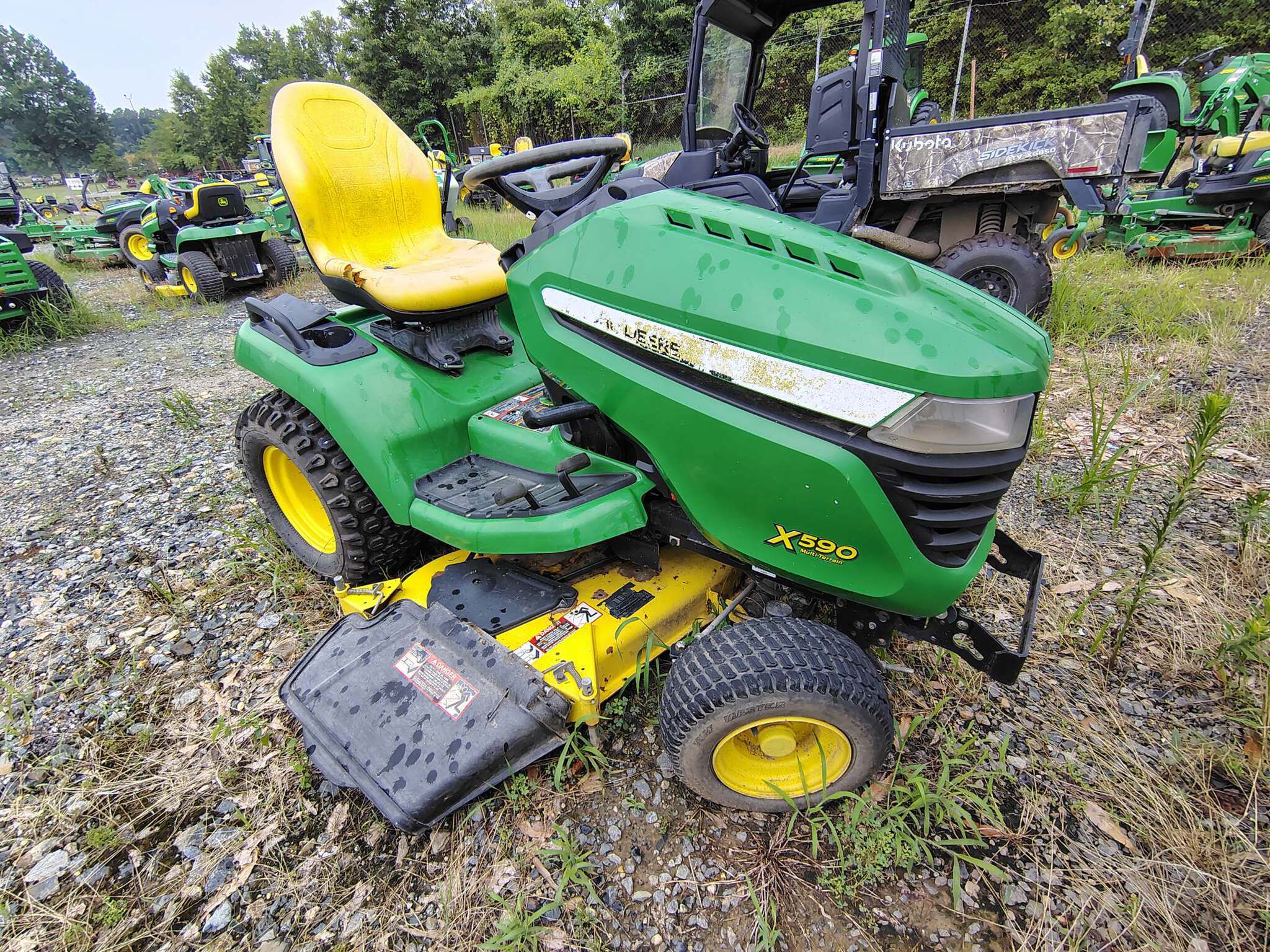 2015 John Deere X590 Lawn Mower