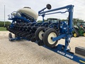 2019 Kinze 3660 Planter