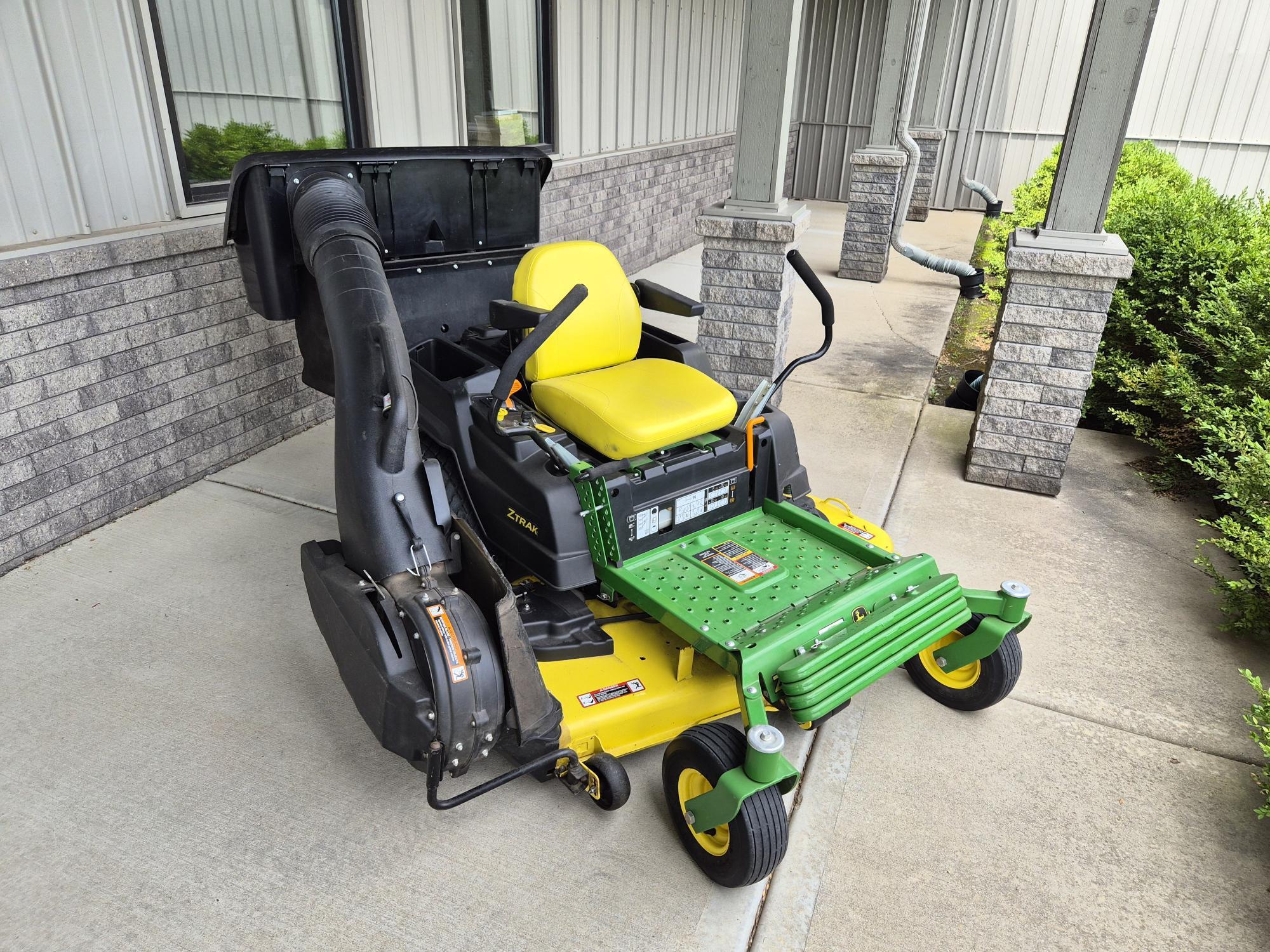 2016 John Deere Z540M Lawn Mower