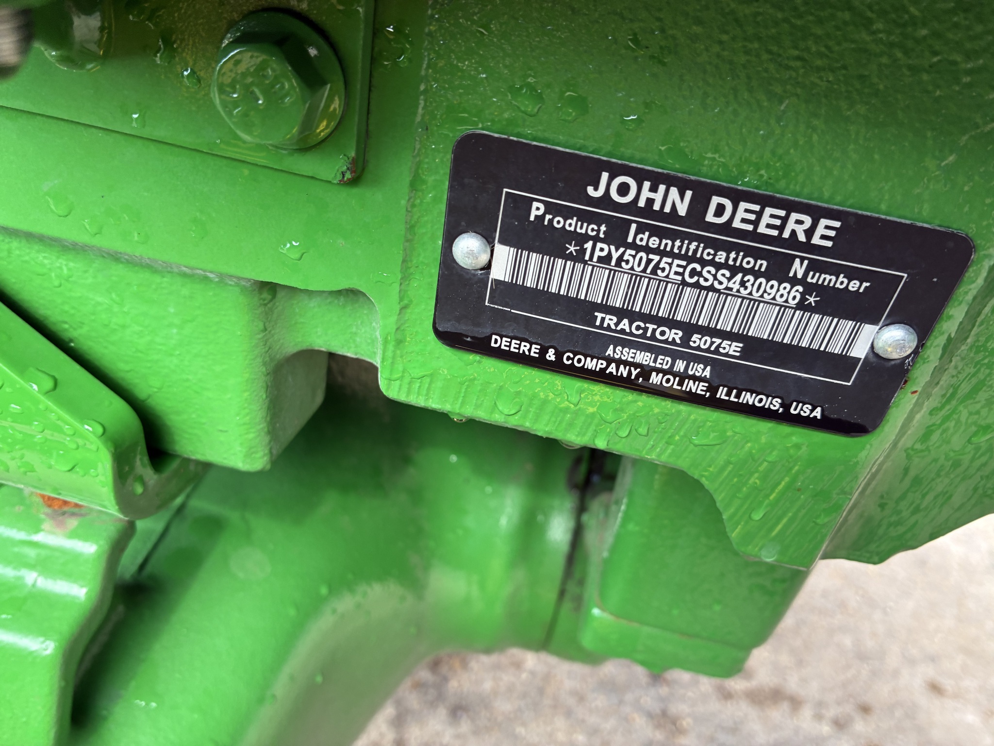 2025 John Deere 5075E Tractor