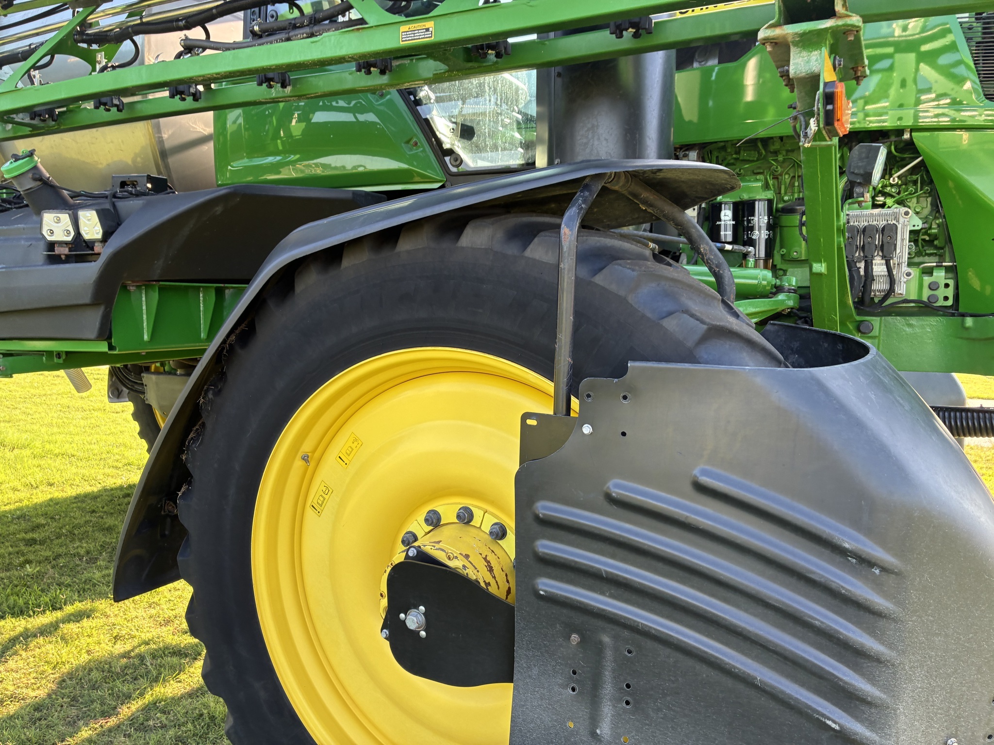 2024 John Deere 616R Self-Propelled Sprayer