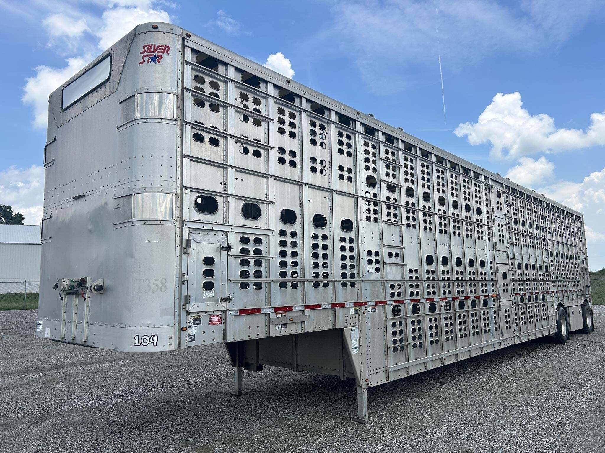 2020 Wilson PSDCL-402P Livestock Trailer