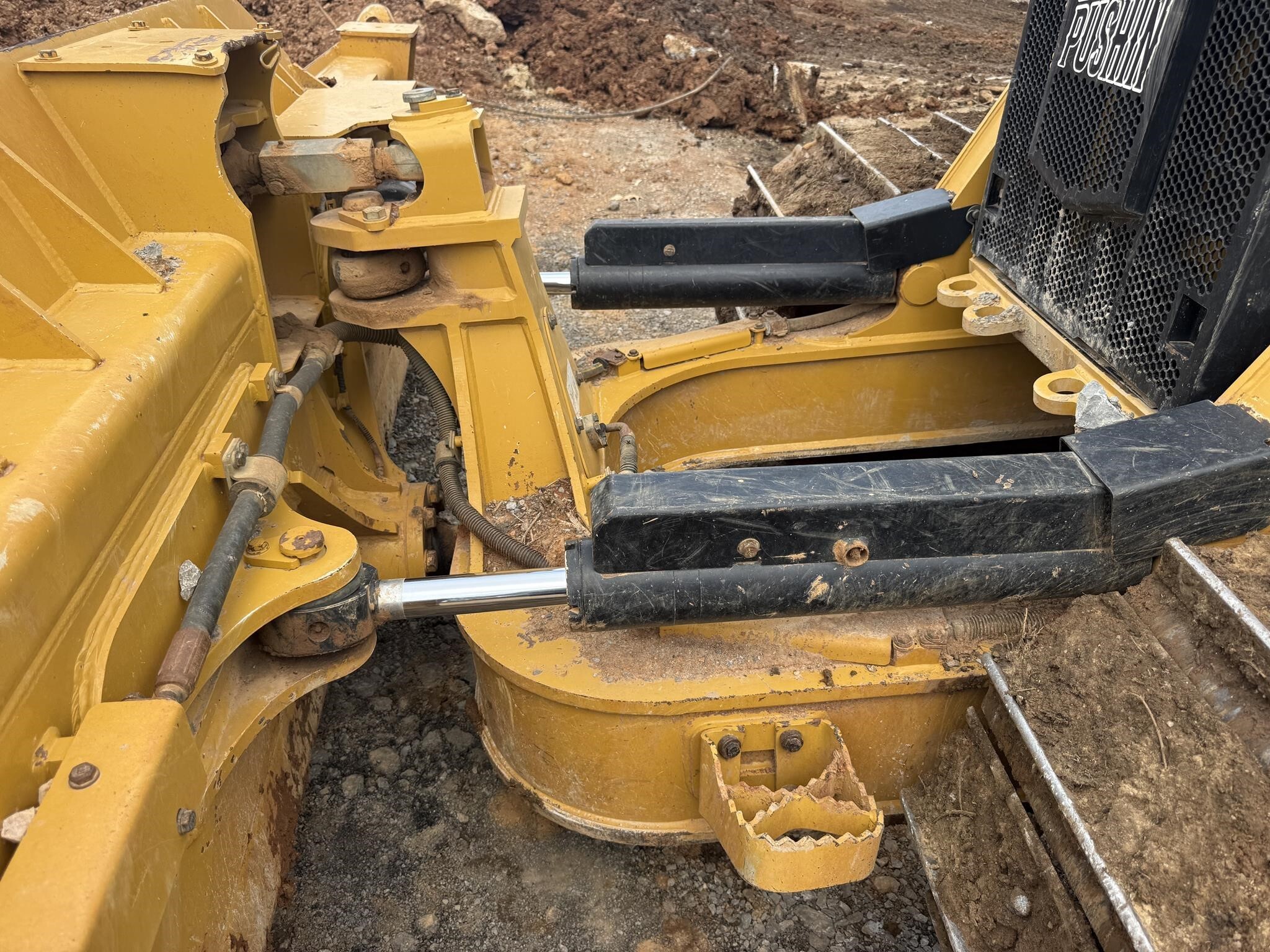 2022 Caterpillar D5 LGP Dozer