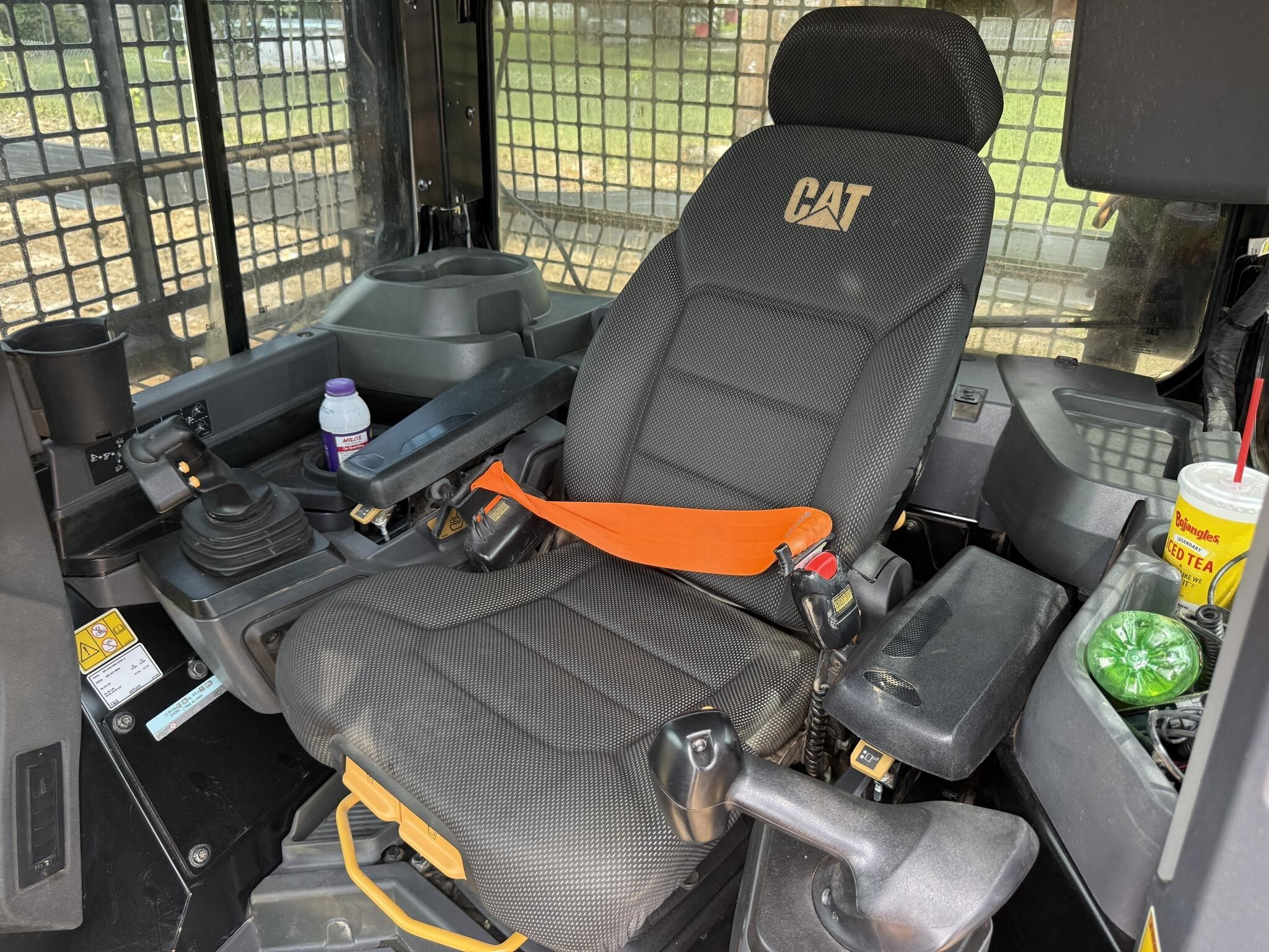 2022 Caterpillar D5 LGP Dozer