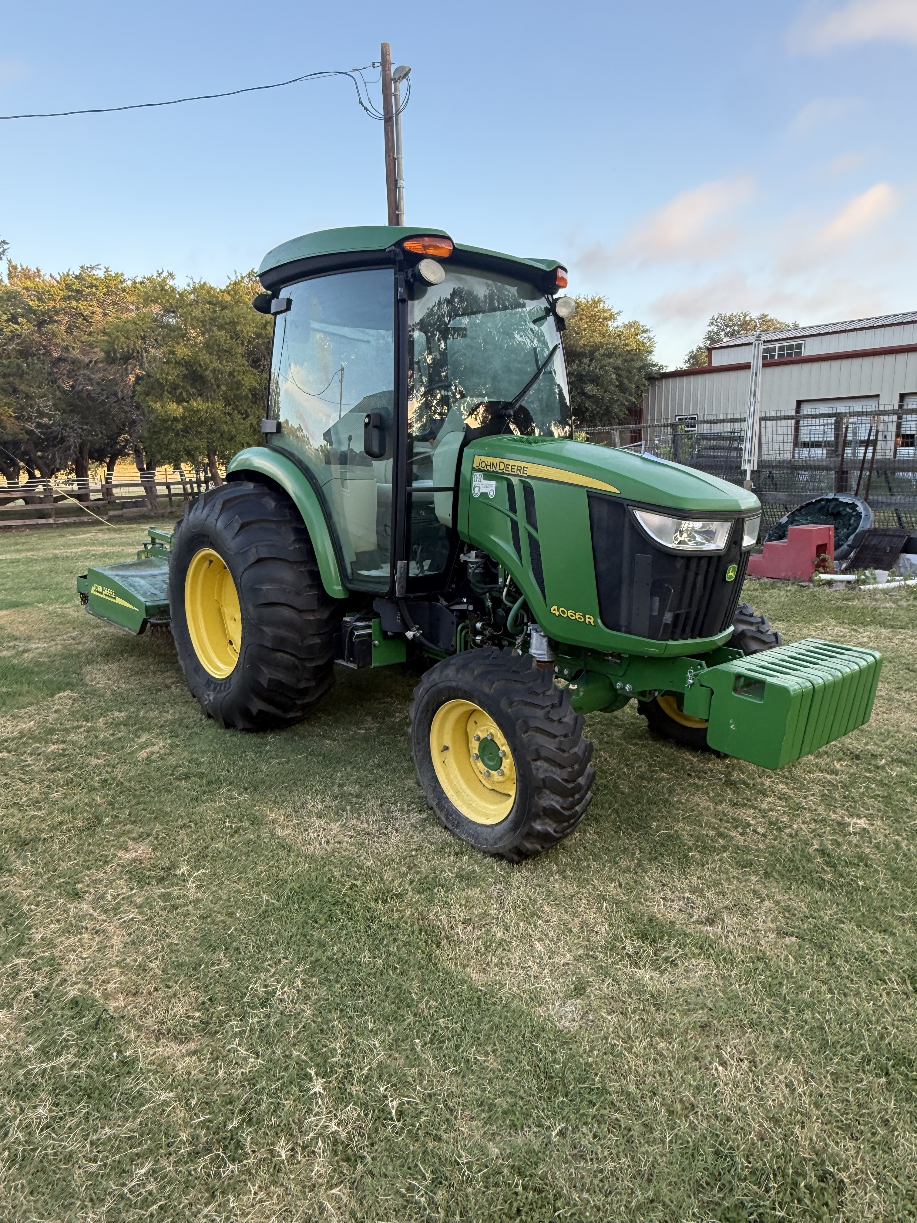 2016 John Deere 4066R Tractor