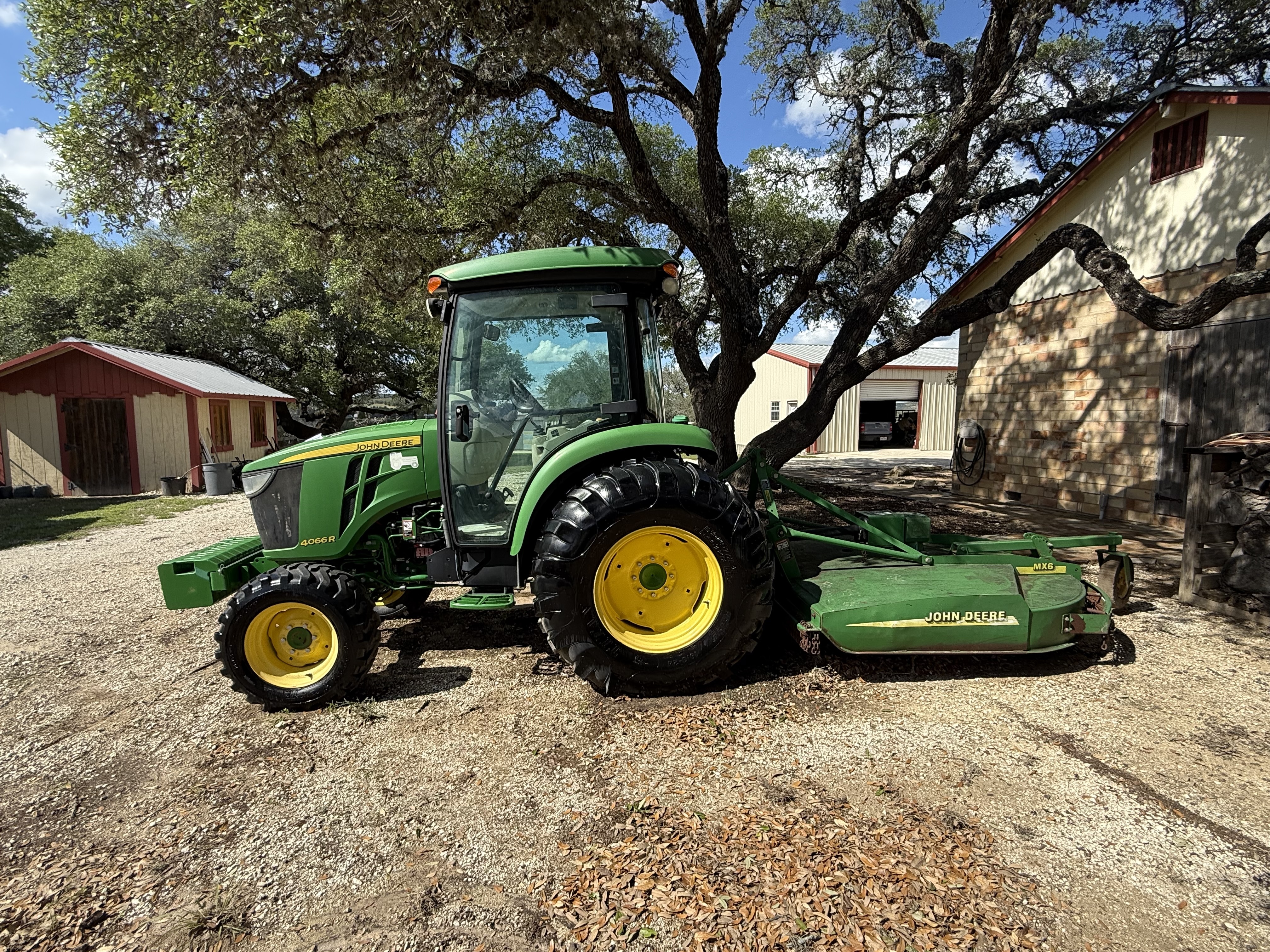 2016 John Deere 4066R Tractor