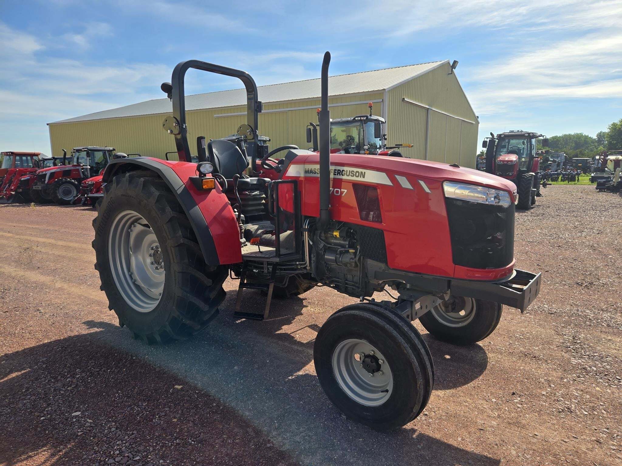 2025 Massey Ferguson 4707 Tractor