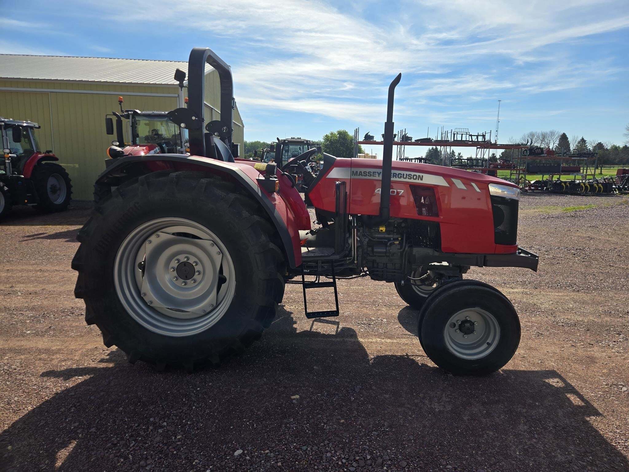 2025 Massey Ferguson 4707 Tractor
