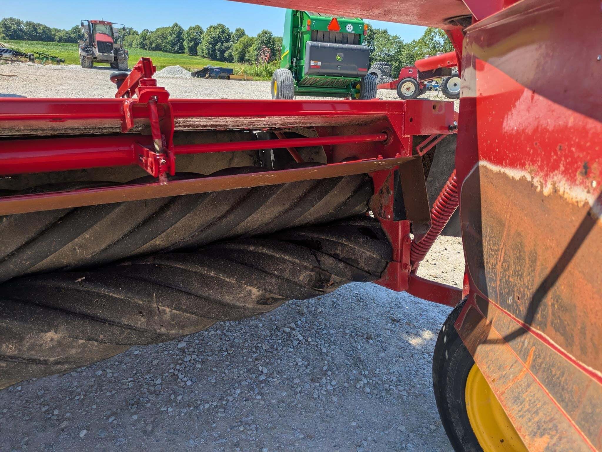 2013 New Holland H7230 Mower Conditioner