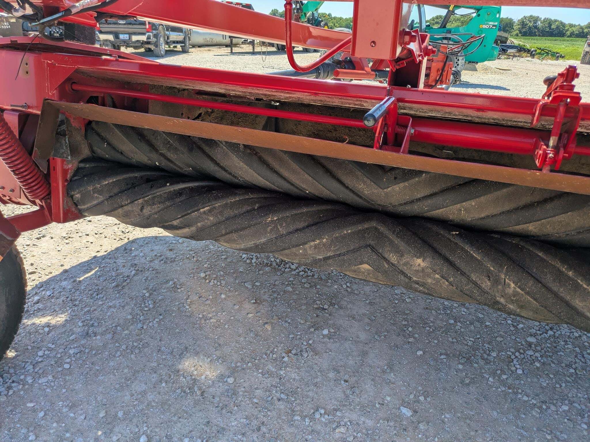 2013 New Holland H7230 Mower Conditioner
