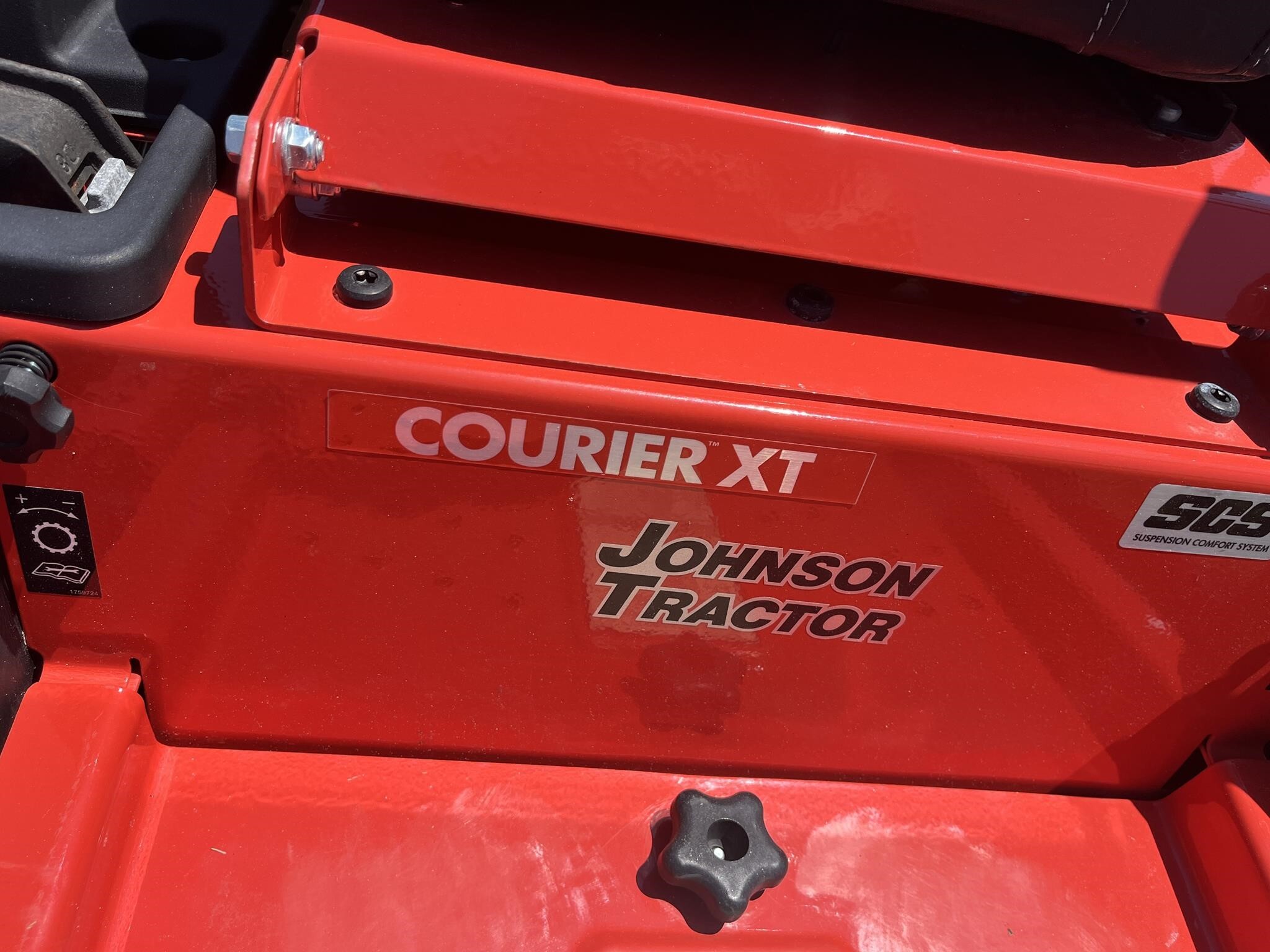 2022 Simplicity COURIER XT 2561 Lawn Mower