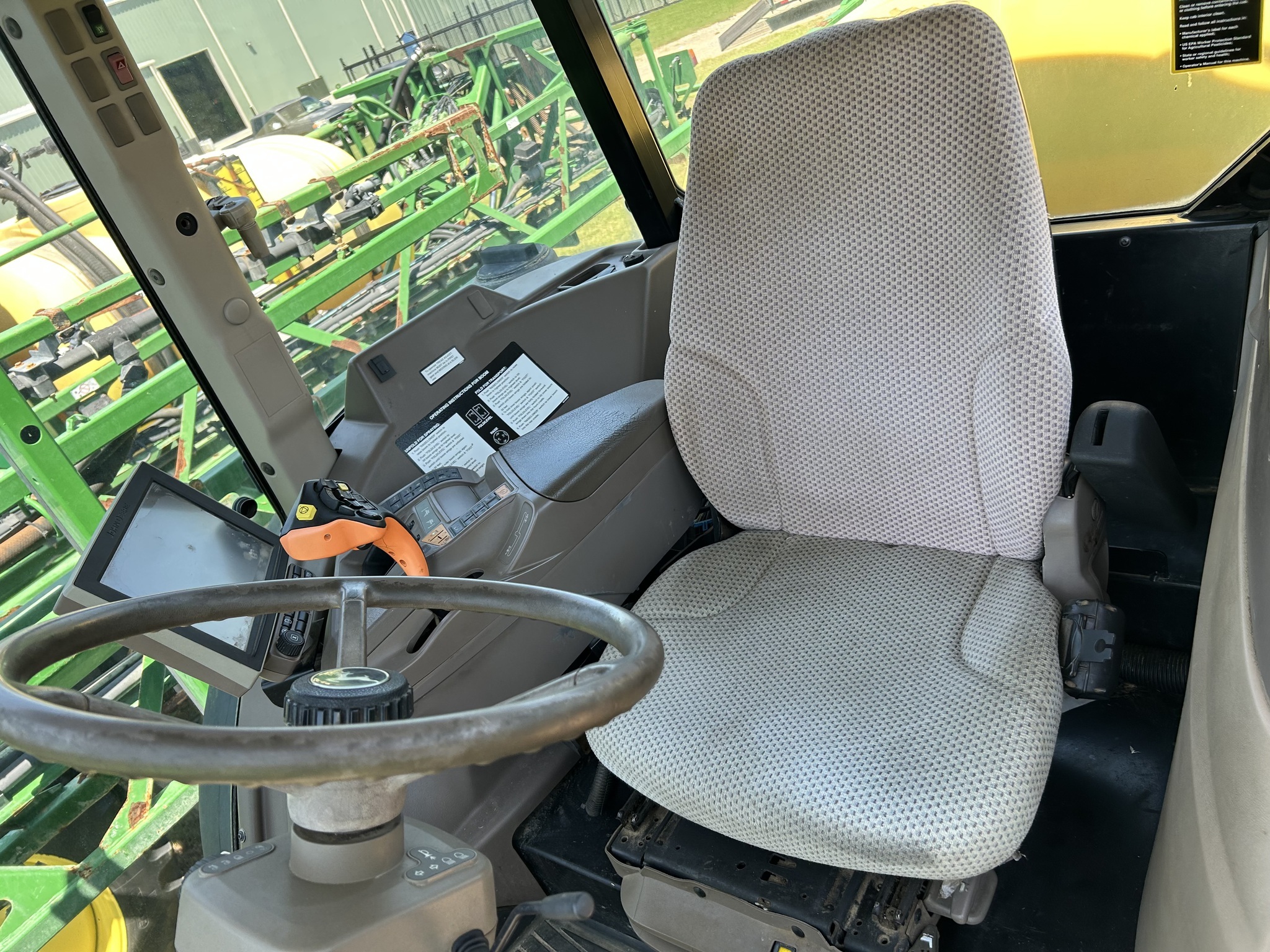 2019 John Deere R4023 Self-Propelled Sprayer