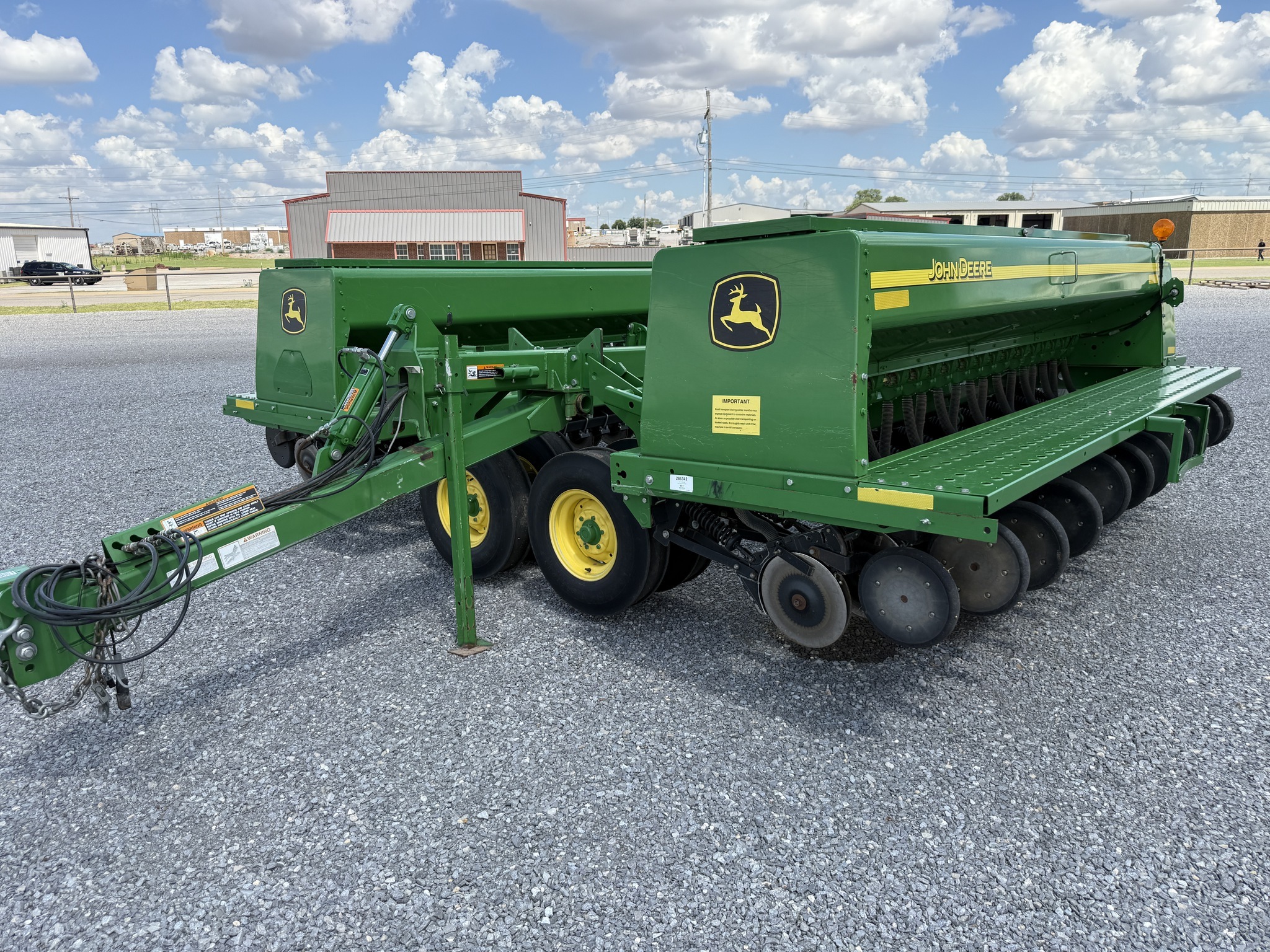 2022 John Deere 455 Drill