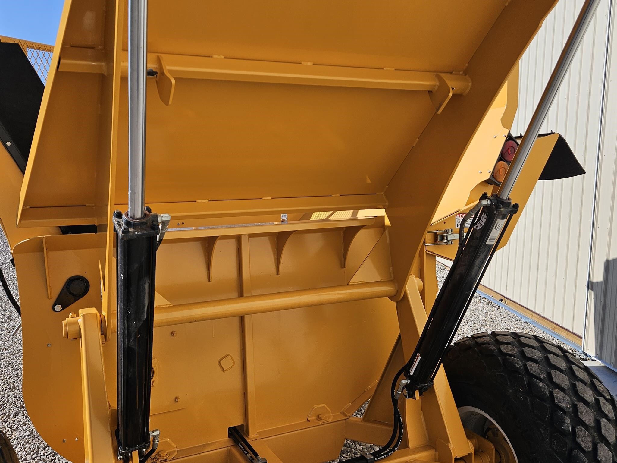 Fair Mfg 7830 Bale Processor
